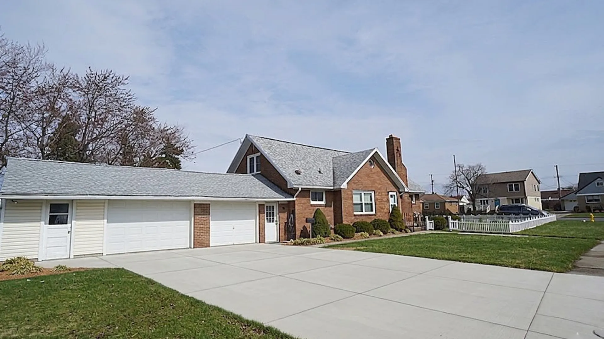 Property at 136 Miami Parkway, Cheektowaga, NY 14225 3