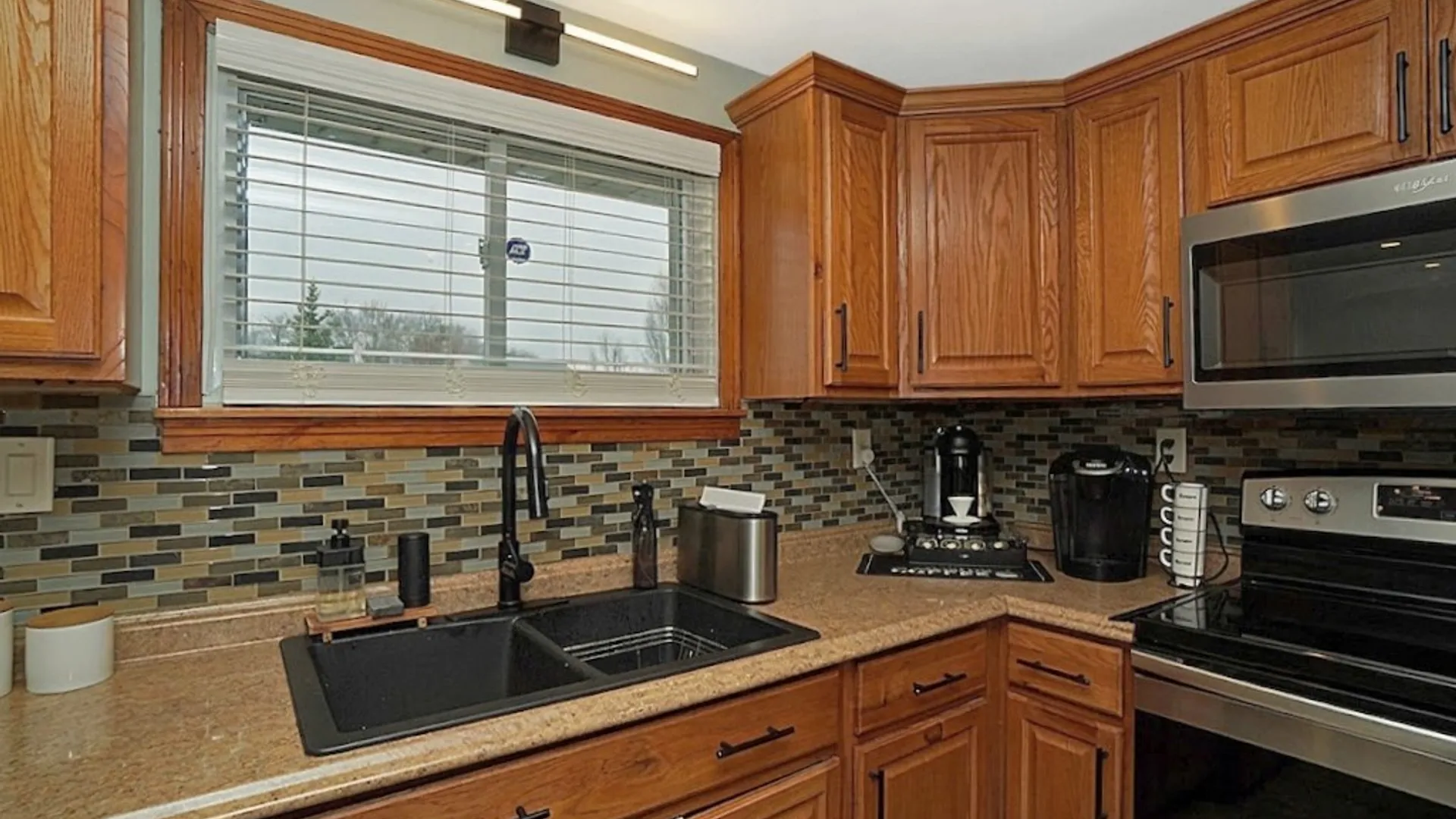 Property at 136 Miami Parkway, Cheektowaga, NY 14225 5
