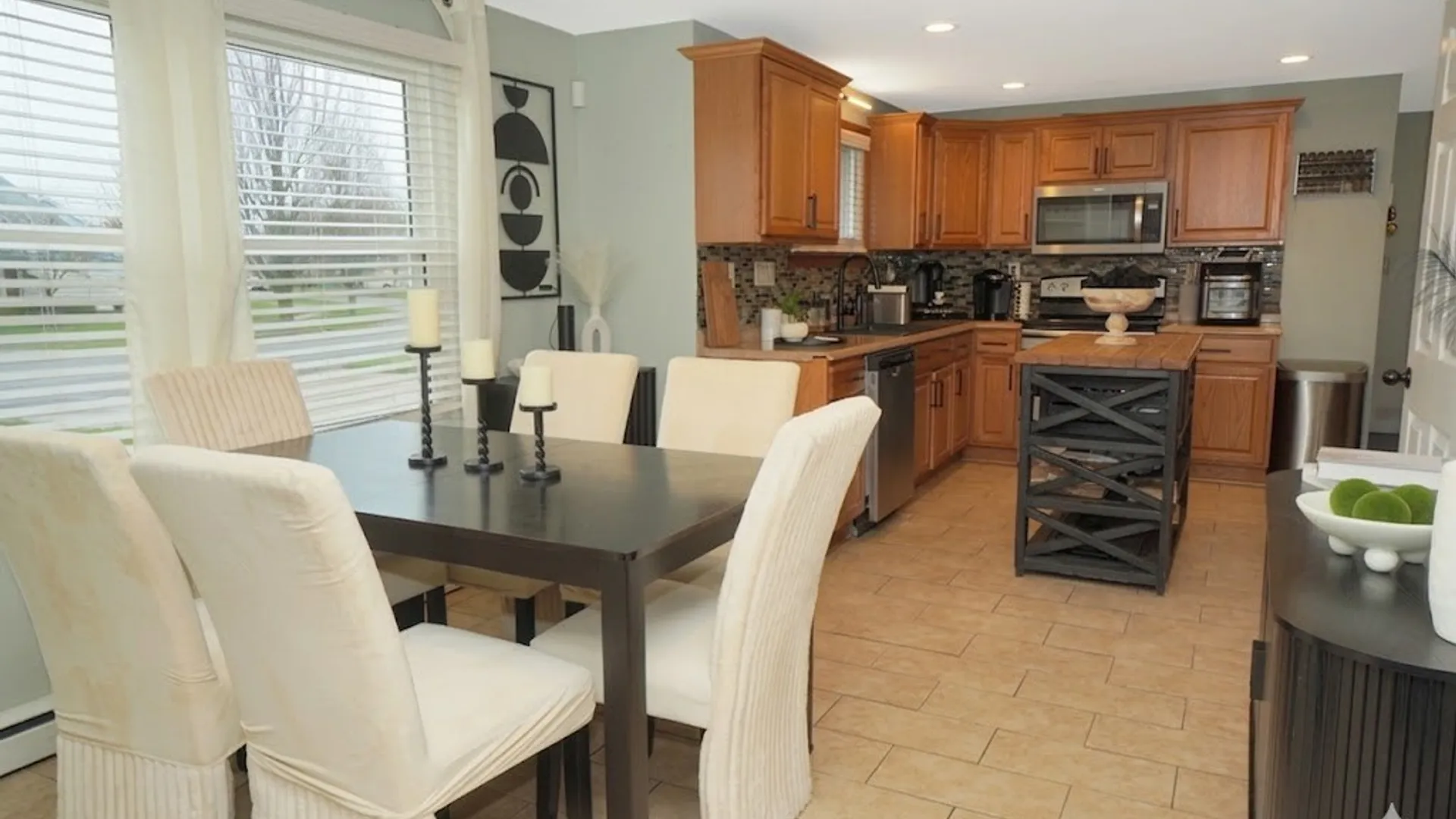 Property at 136 Miami Parkway, Cheektowaga, NY 14225 8