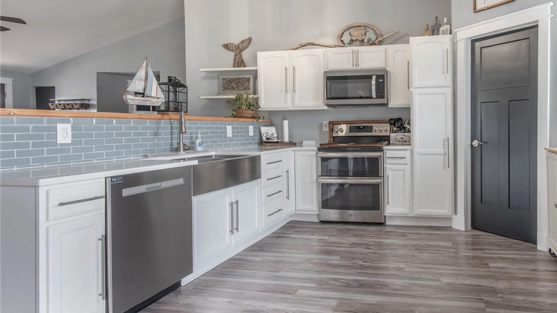Property at 1 Carpenter Drive, Philadelphia, NY 13673 9