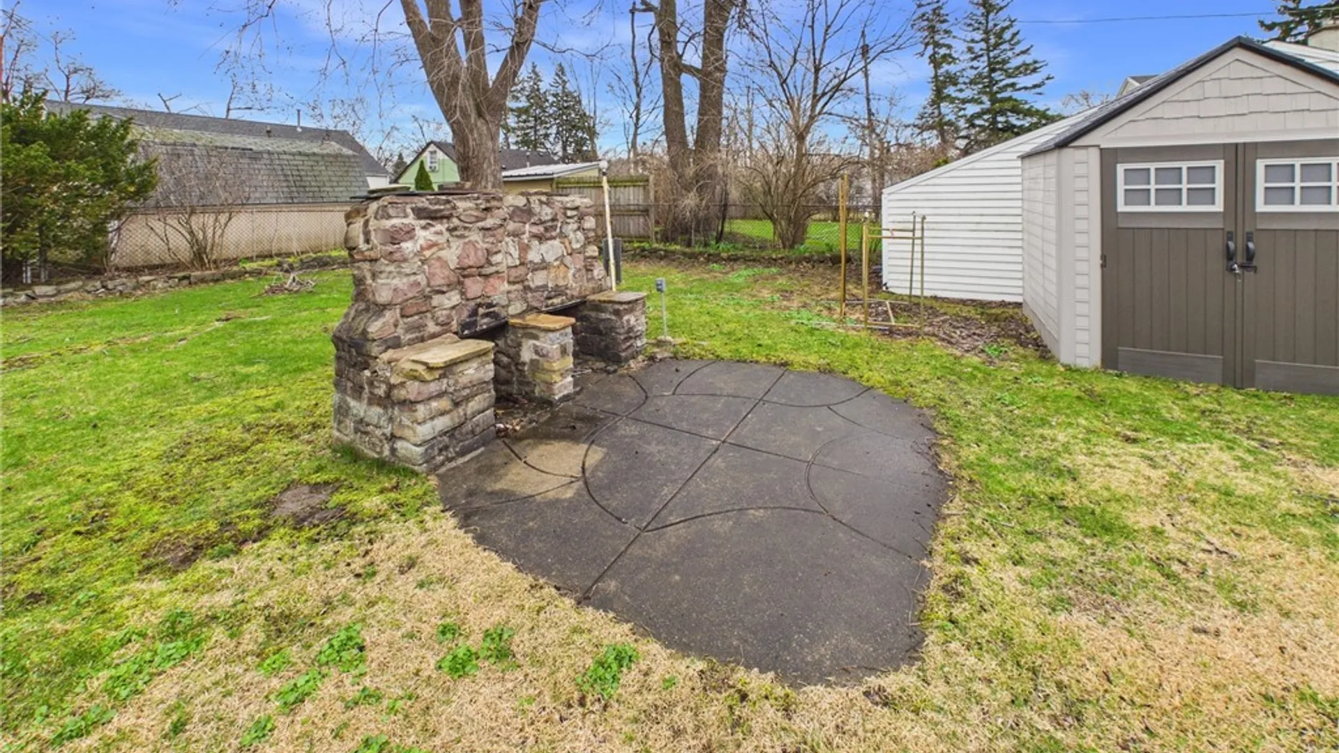 Property at 4305 Union Road, Cheektowaga, NY 14225 7