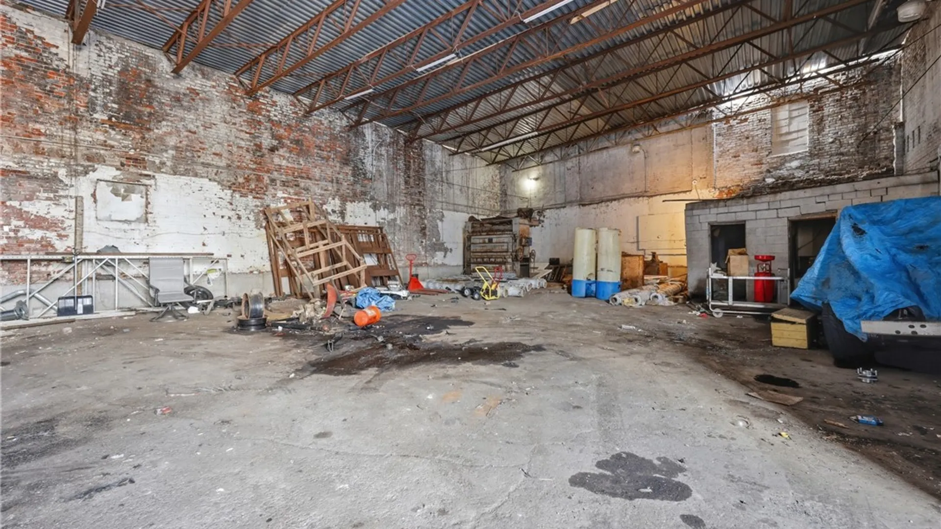 Property at 688 Eagle Street, Buffalo, NY 14210 27