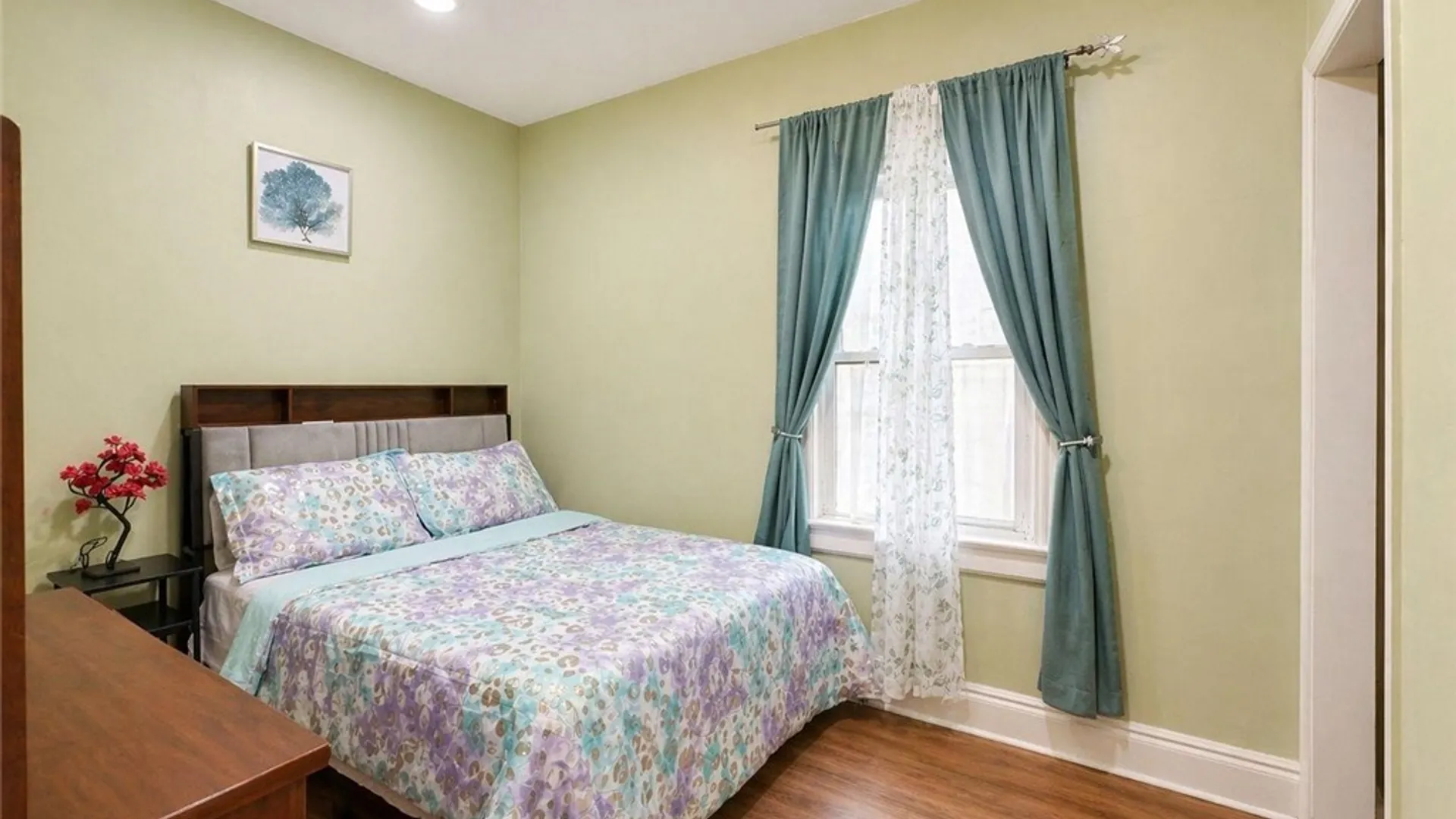 Property at 1817 Ontario Avenue, Niagara Falls, NY 14305 17