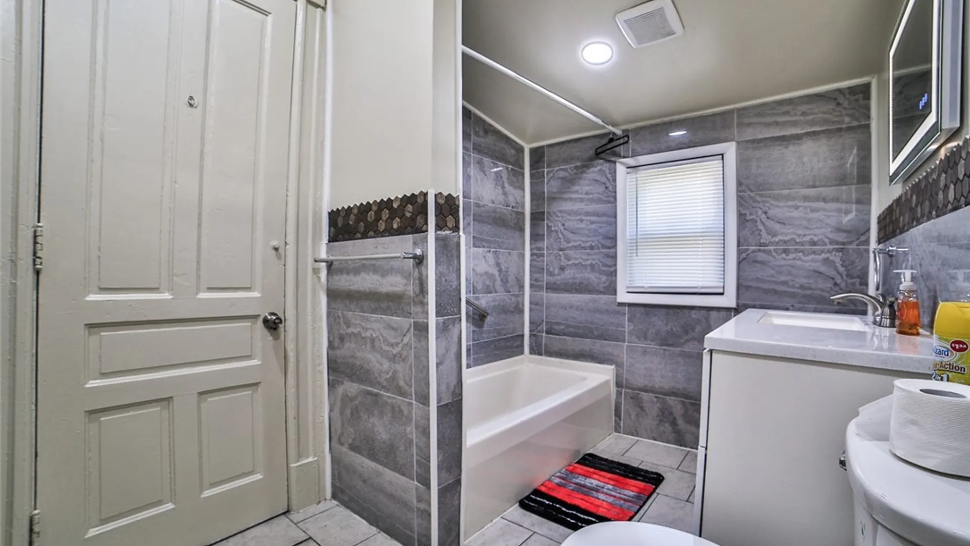 Property at 1817 Ontario Avenue, Niagara Falls, NY 14305 21