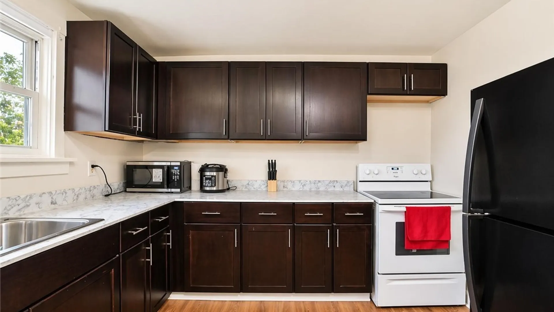 Property at 1817 Ontario Avenue, Niagara Falls, NY 14305 28