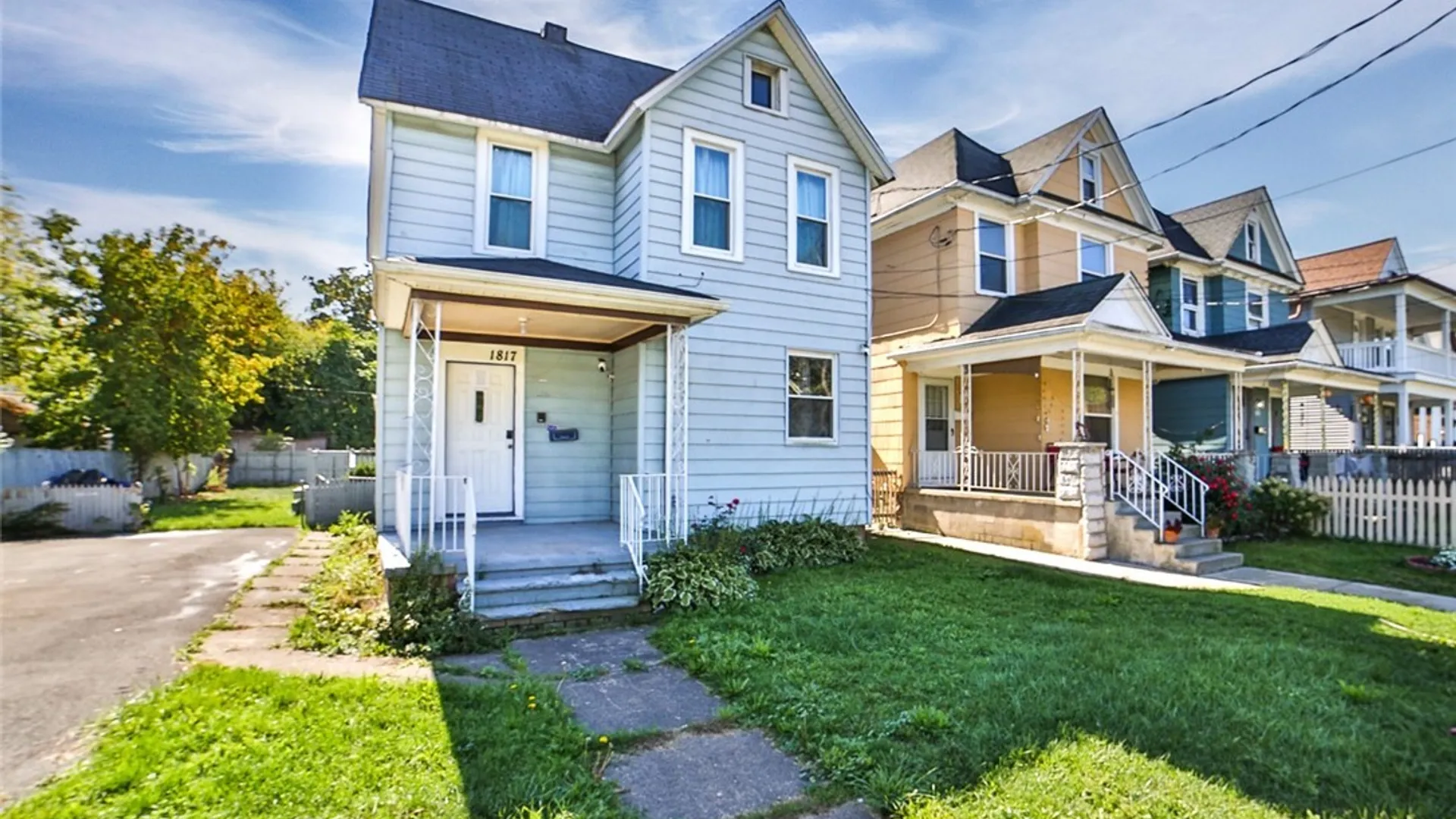 Property at 1817 Ontario Avenue, Niagara Falls, NY 14305 3
