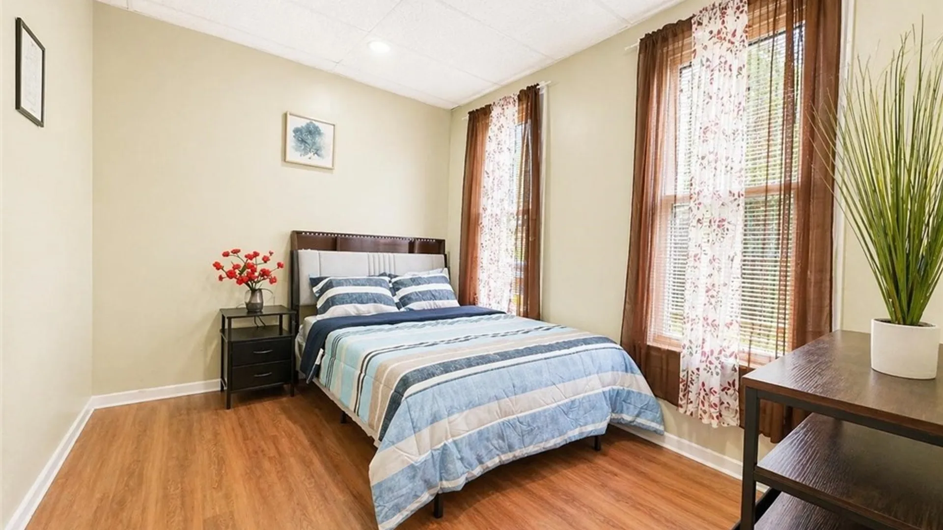 Property at 1817 Ontario Avenue, Niagara Falls, NY 14305 37