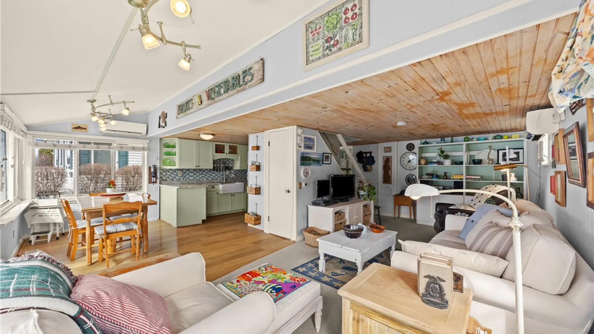 Property at 822 Lake Road, Barrington, NY 14527 28