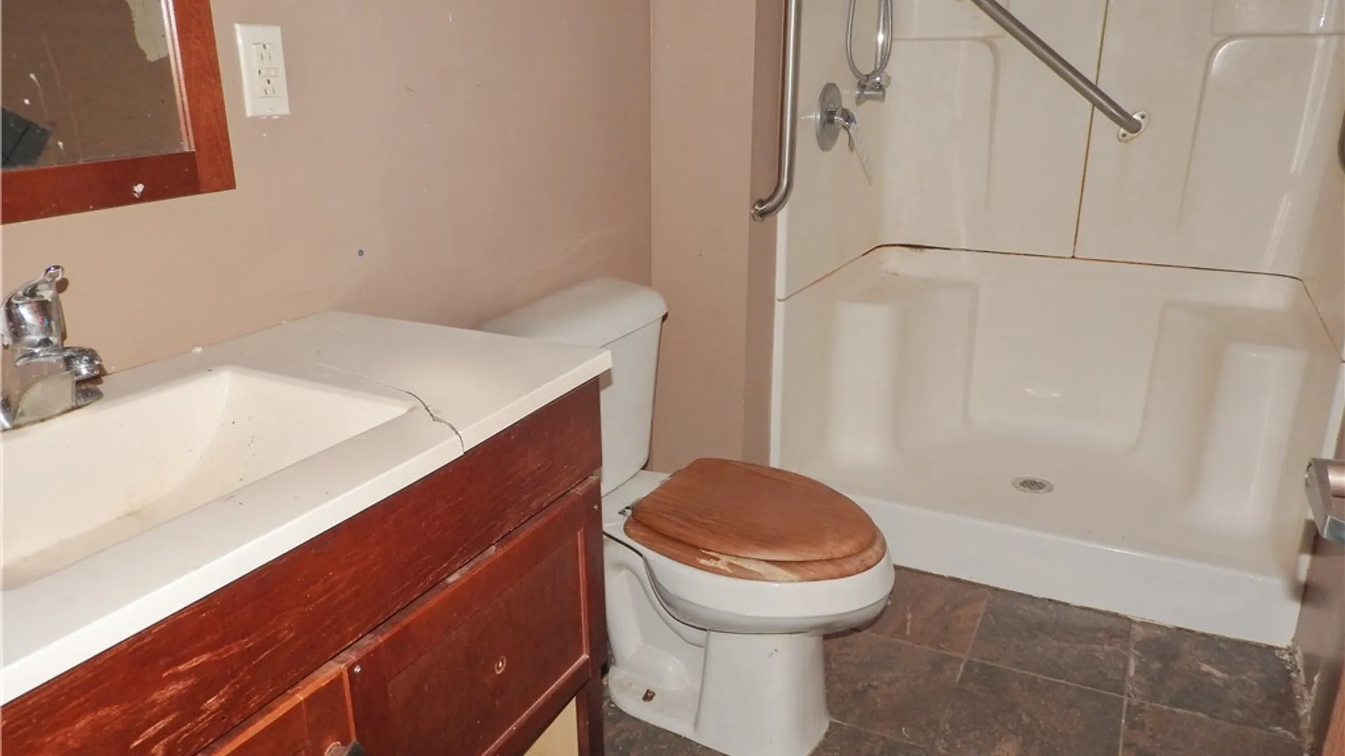 Property at 111 Michaels Avenue, Syracuse, NY 13208 11
