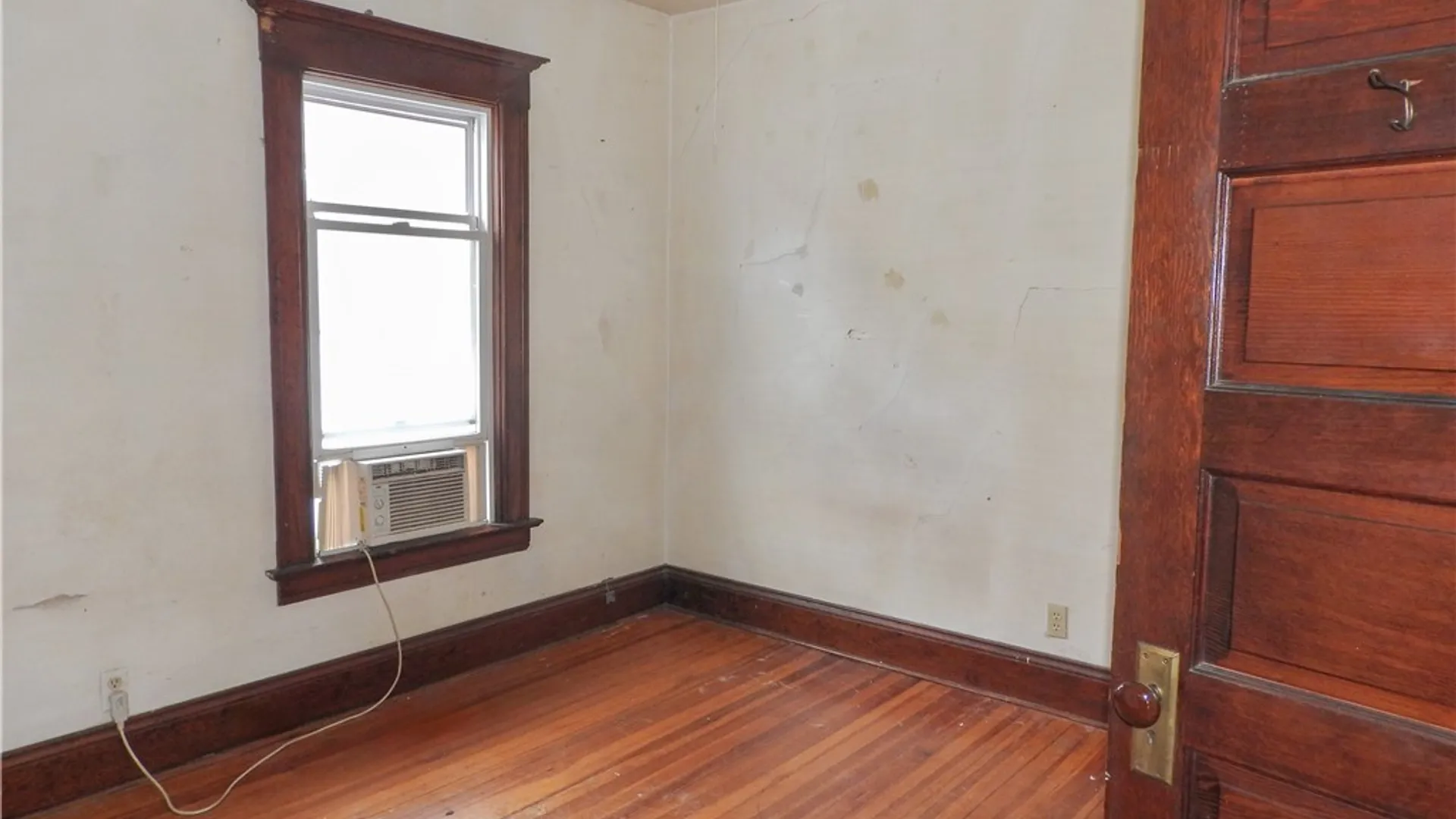 Property at 111 Michaels Avenue, Syracuse, NY 13208 17