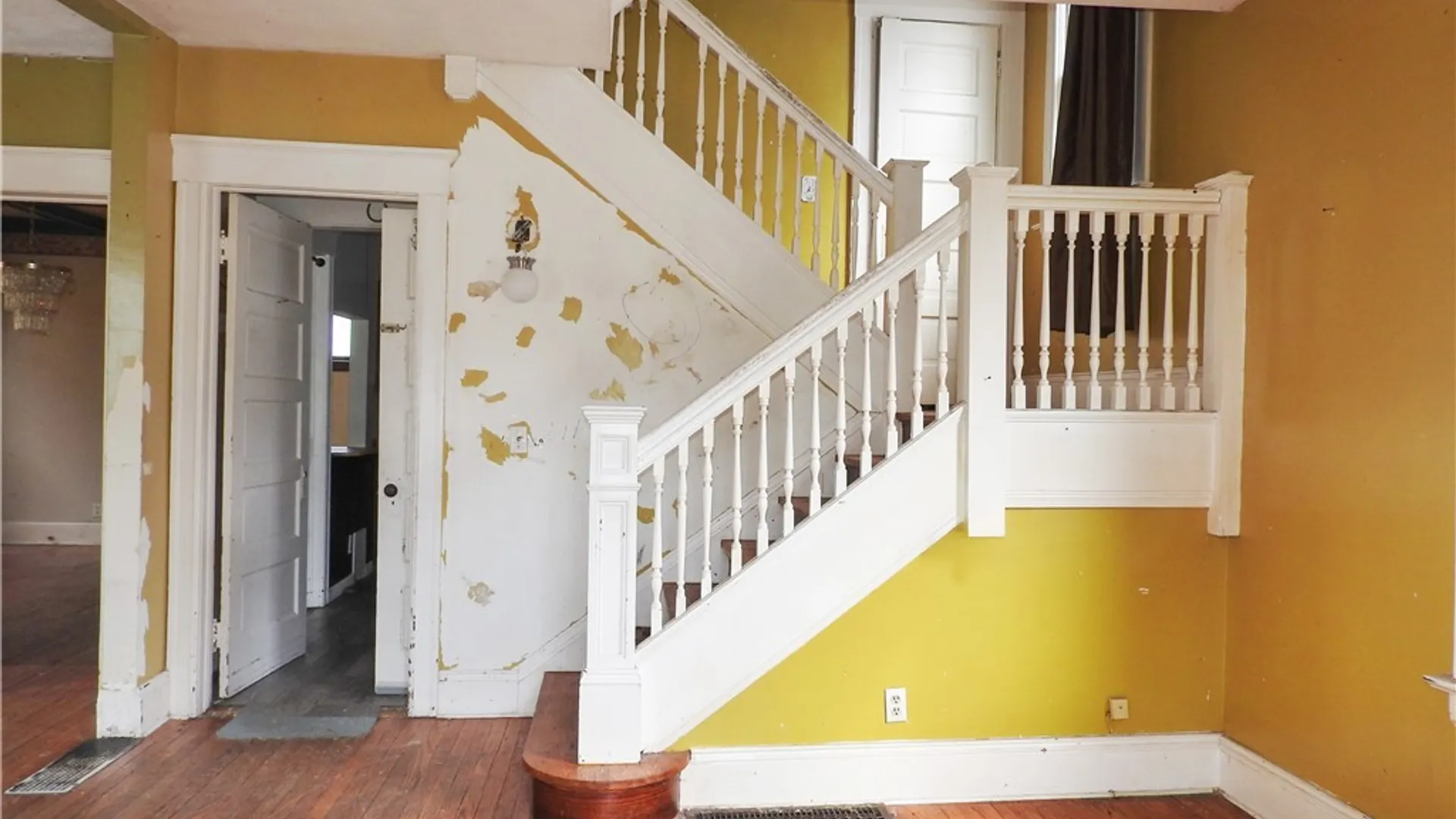 Property at 111 Michaels Avenue, Syracuse, NY 13208 2