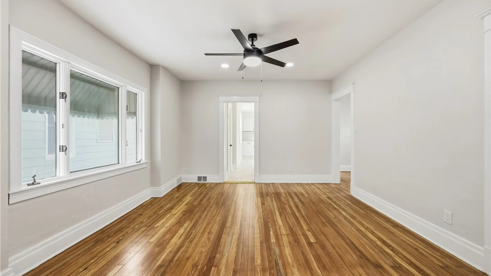 Property at 36 Krakow Street, Buffalo, NY 14206 25