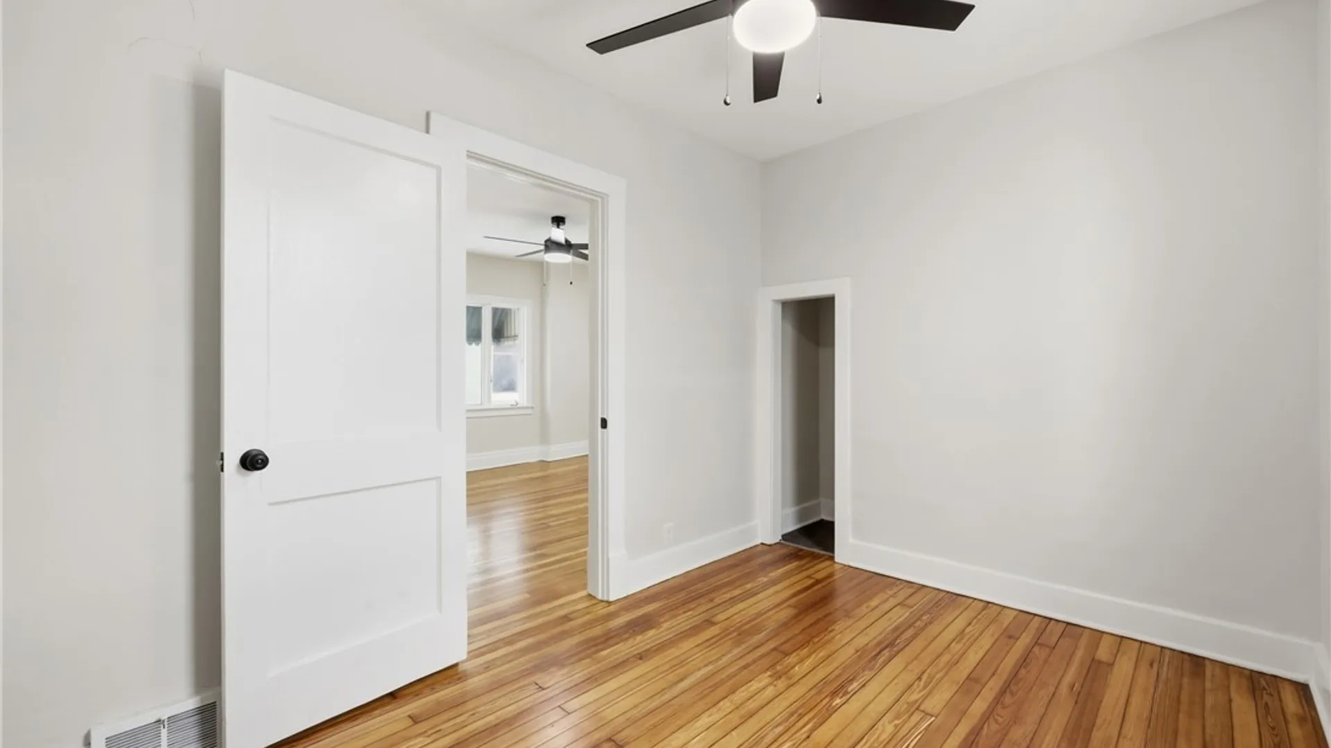 Property at 36 Krakow Street, Buffalo, NY 14206 32