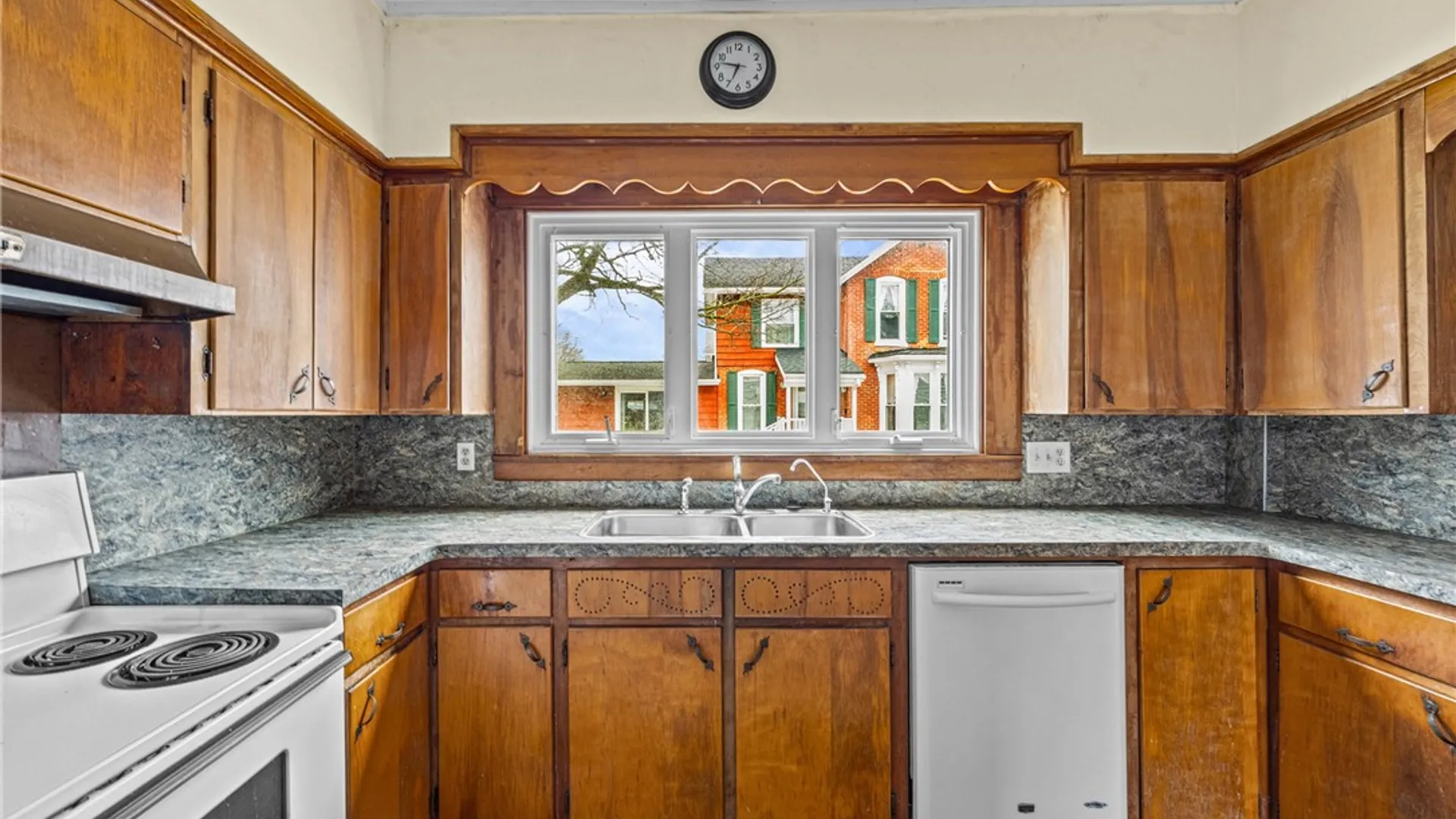 Property at 213 Highland Avenue, Shelby, NY 14103 20