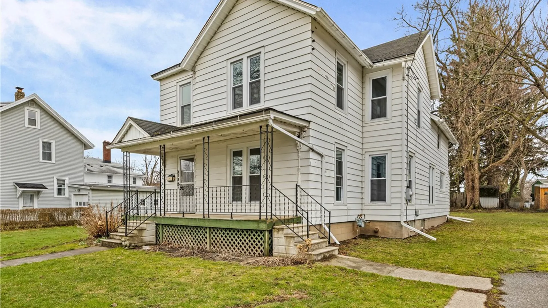 Property at 213 Highland Avenue, Shelby, NY 14103 3