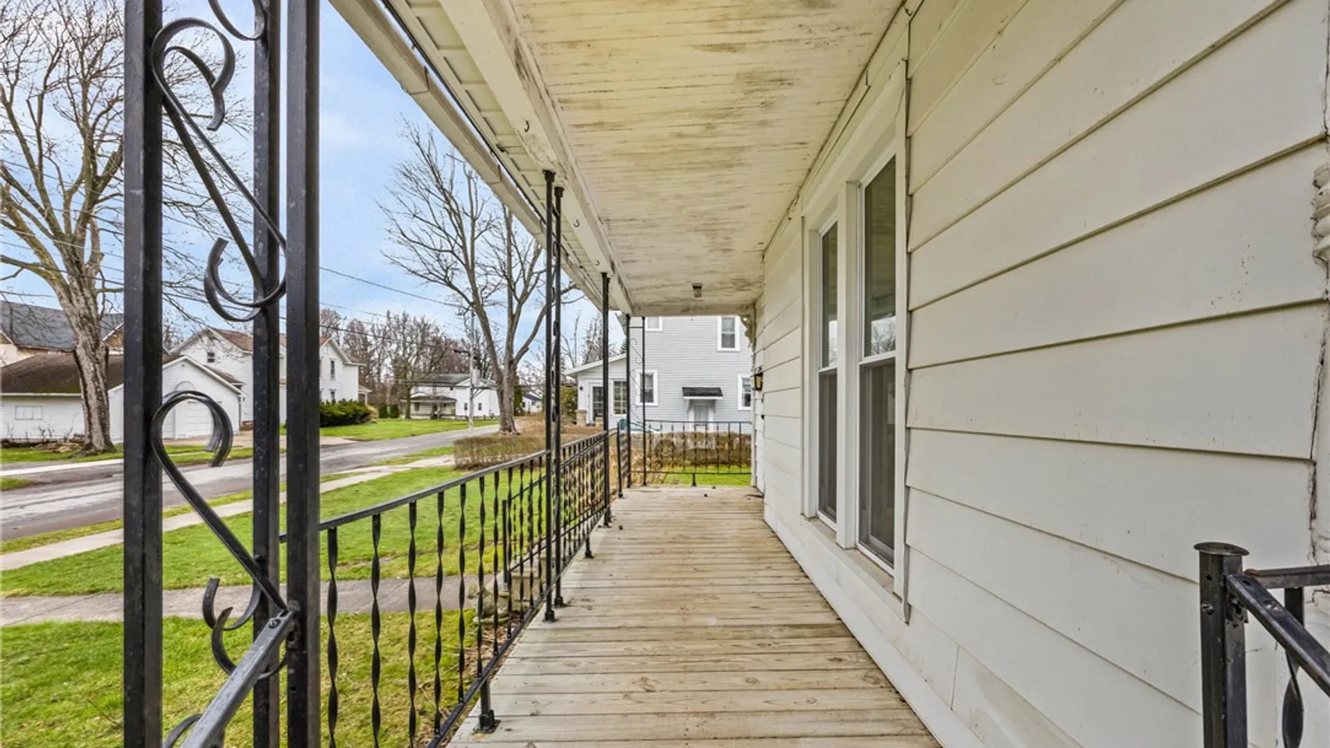 Property at 213 Highland Avenue, Shelby, NY 14103 34