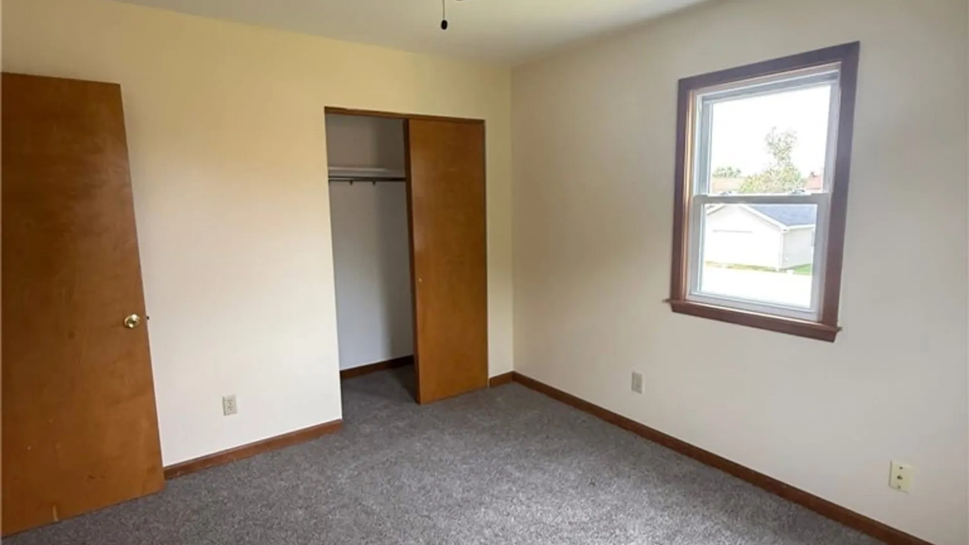 Property at 54 Knowlton Avenue, Lackawanna, NY 14218 17