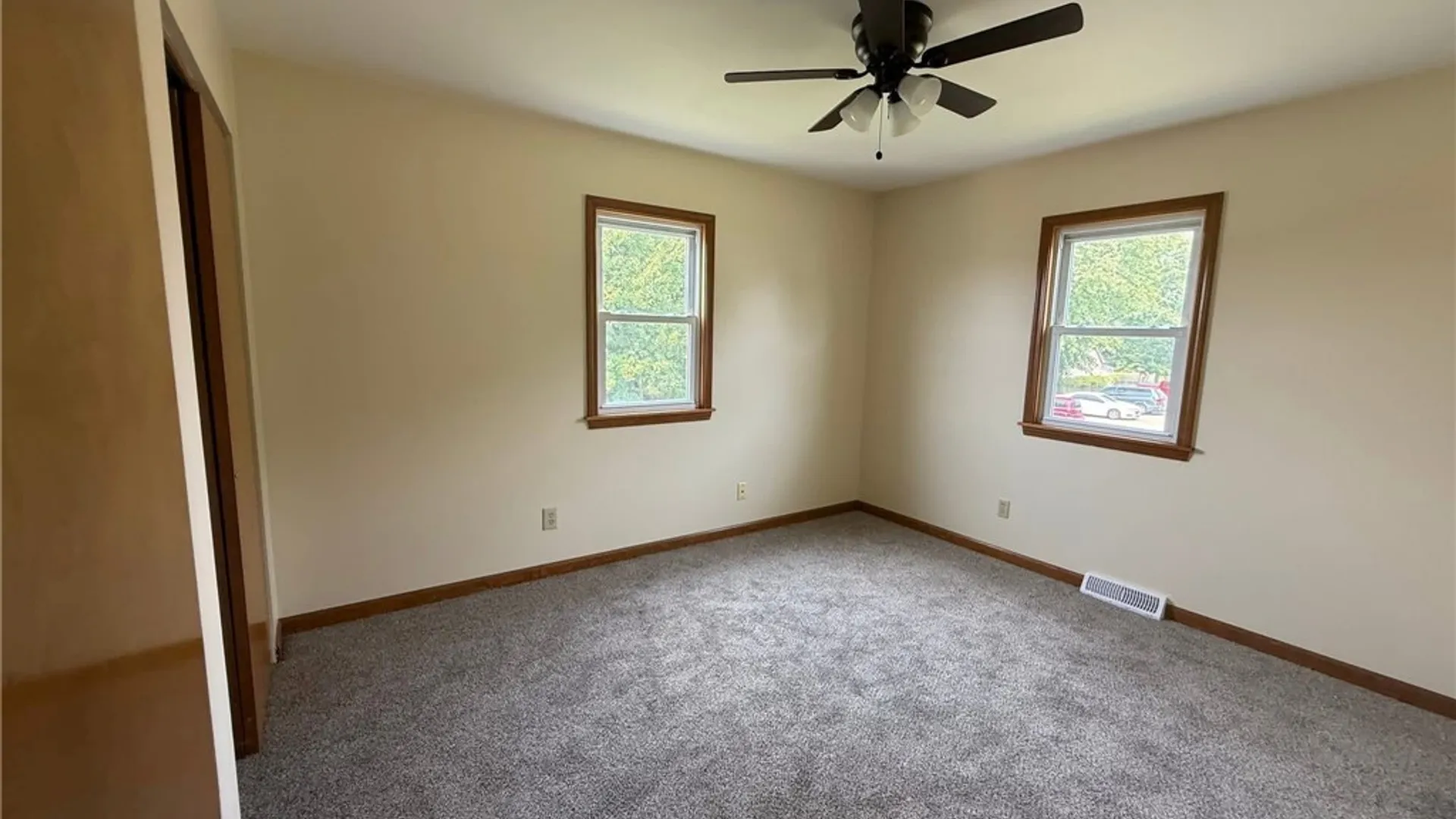 Property at 54 Knowlton Avenue, Lackawanna, NY 14218 5