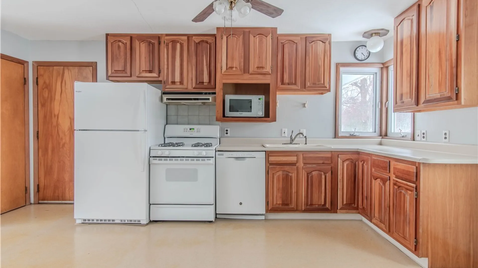 Property at 333 Dodge Avenue, Hounsfield, NY 13685 17