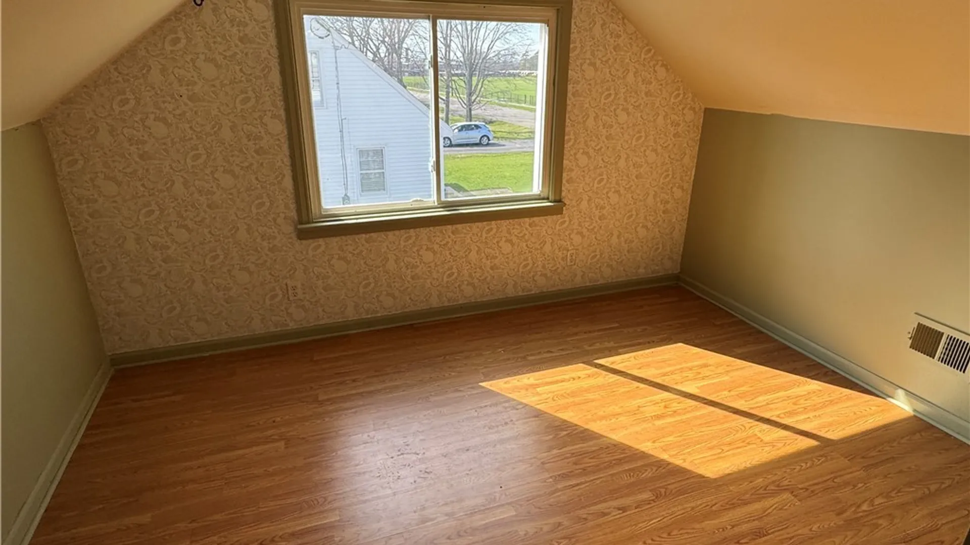 Property at 3001 Schoolview Road, Eden, NY 14057 24