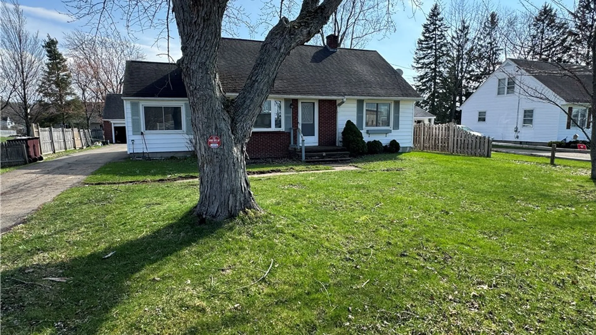 Property at 3001 Schoolview Road, Eden, NY 14057 3