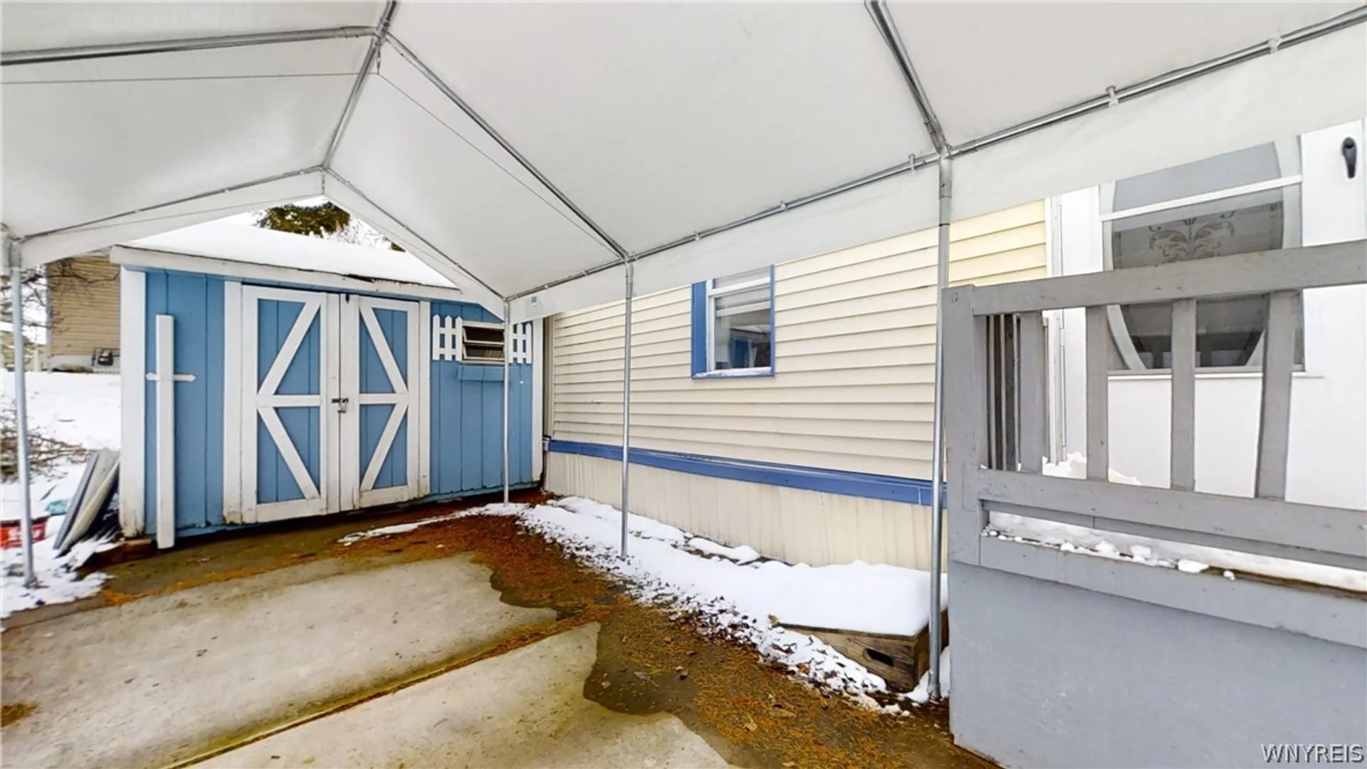 Property at 37 Jenny Court, Cheektowaga, NY 14225 4