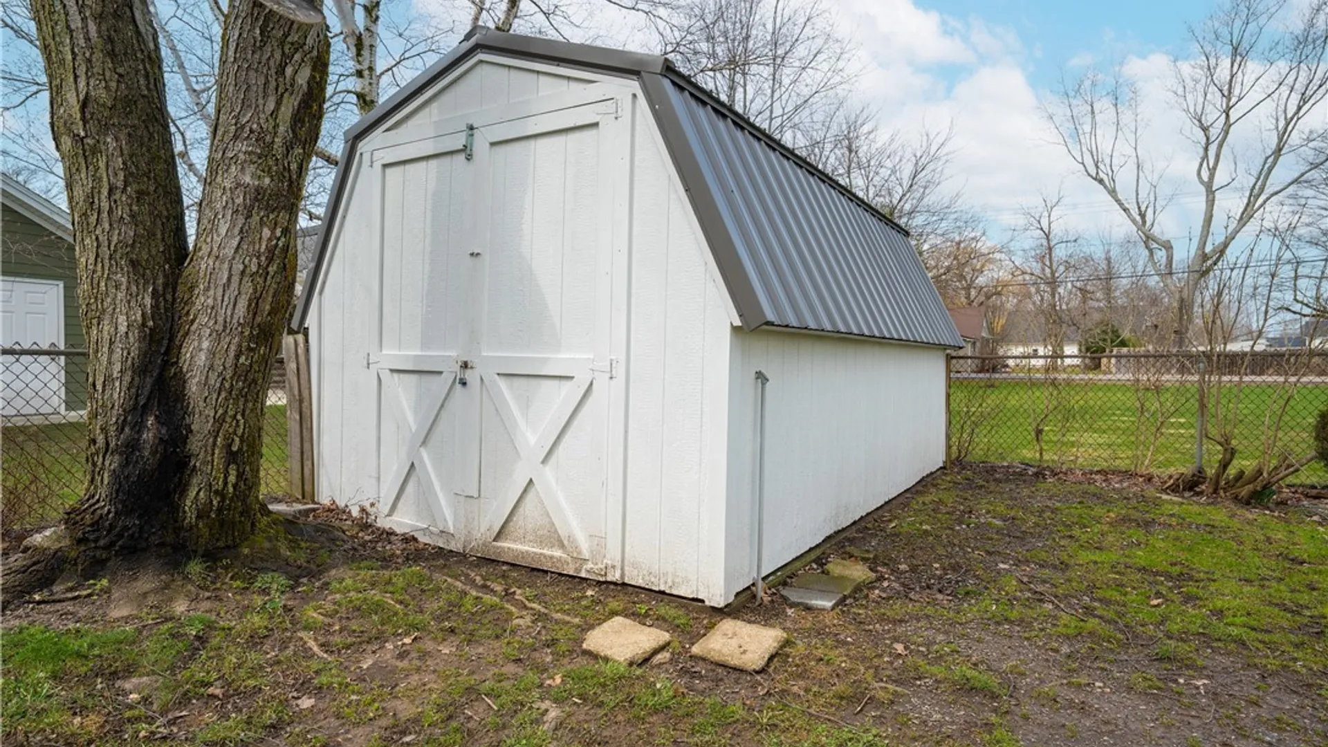 Property at 2125 Lakeview Road, Hamburg, NY 14085 40