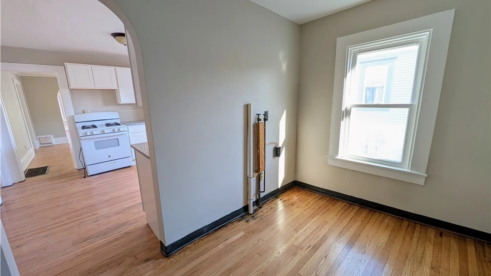 Property at 511 Dewitt Street, Syracuse, NY 13203 10