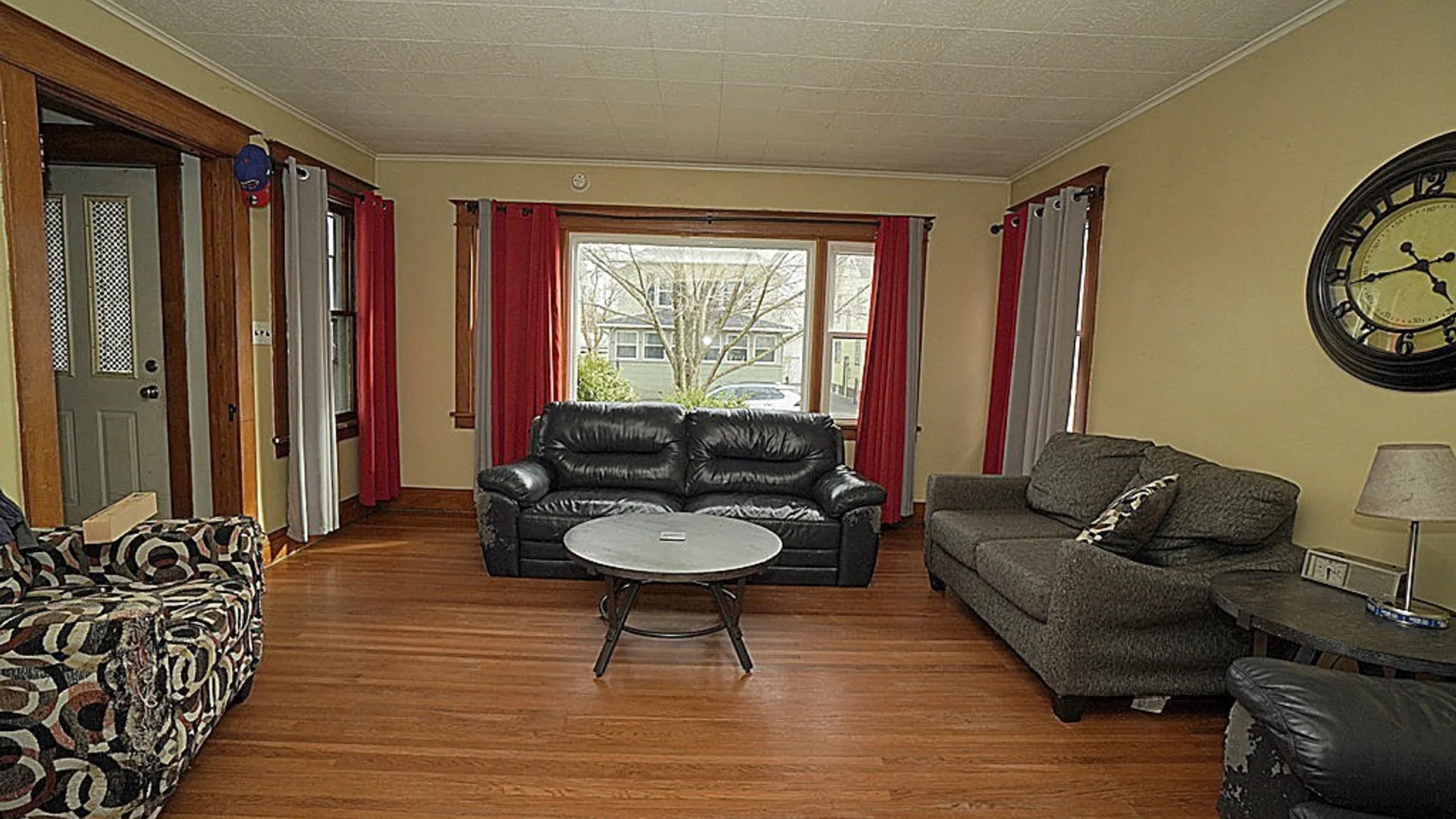 Property at 138 Hazeltine Avenue, Tonawanda, NY 14217 2