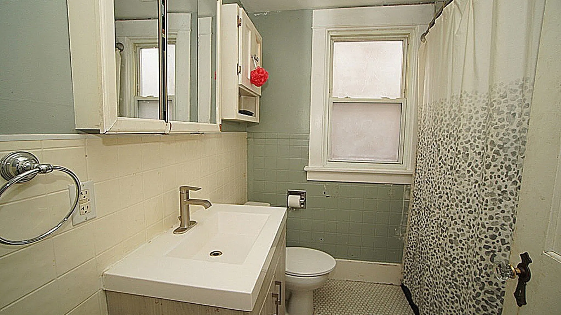 Property at 138 Hazeltine Avenue, Tonawanda, NY 14217 7