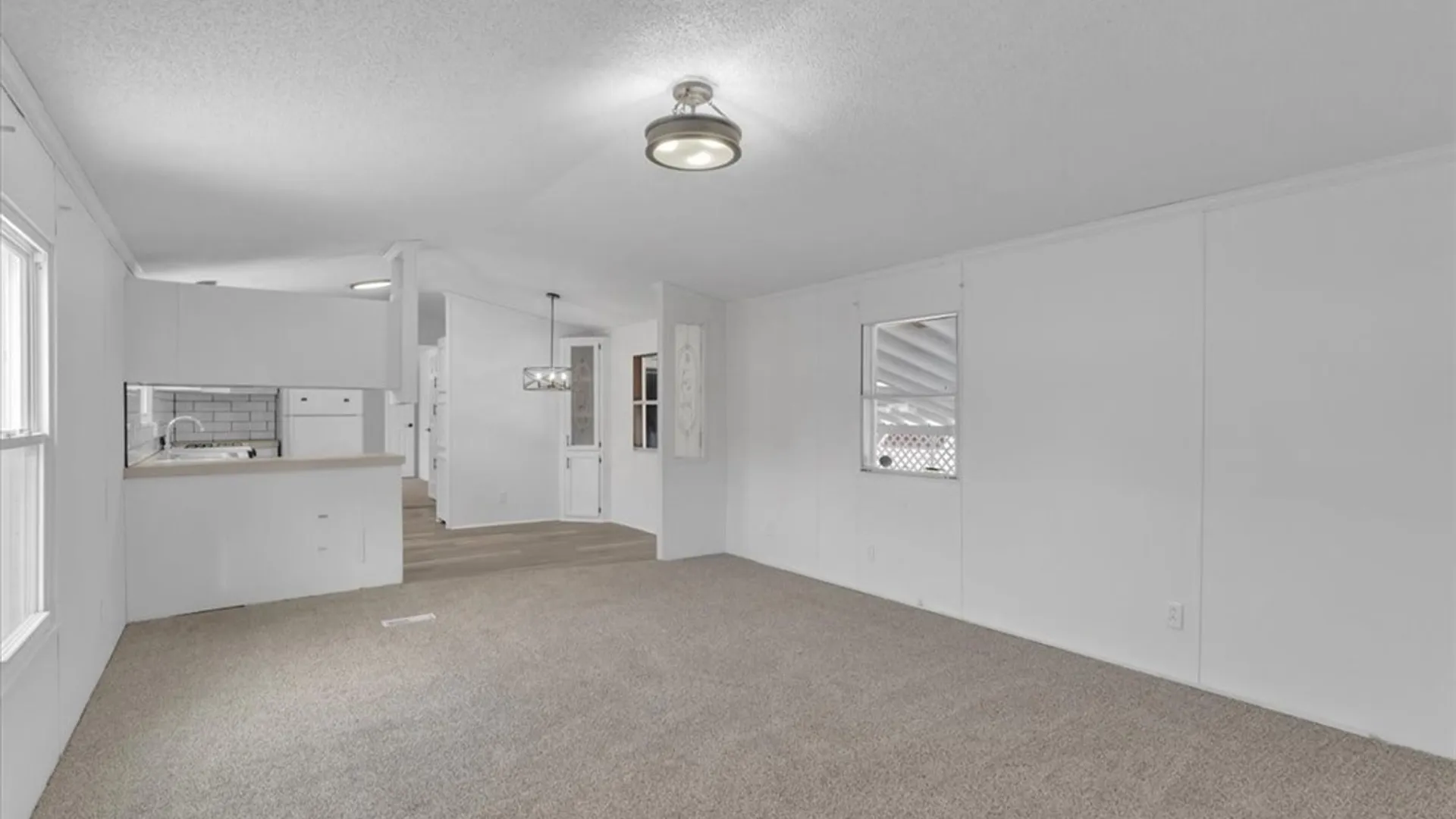 Property at 39 Green Valley Estates, Great Valley, NY 14741 16