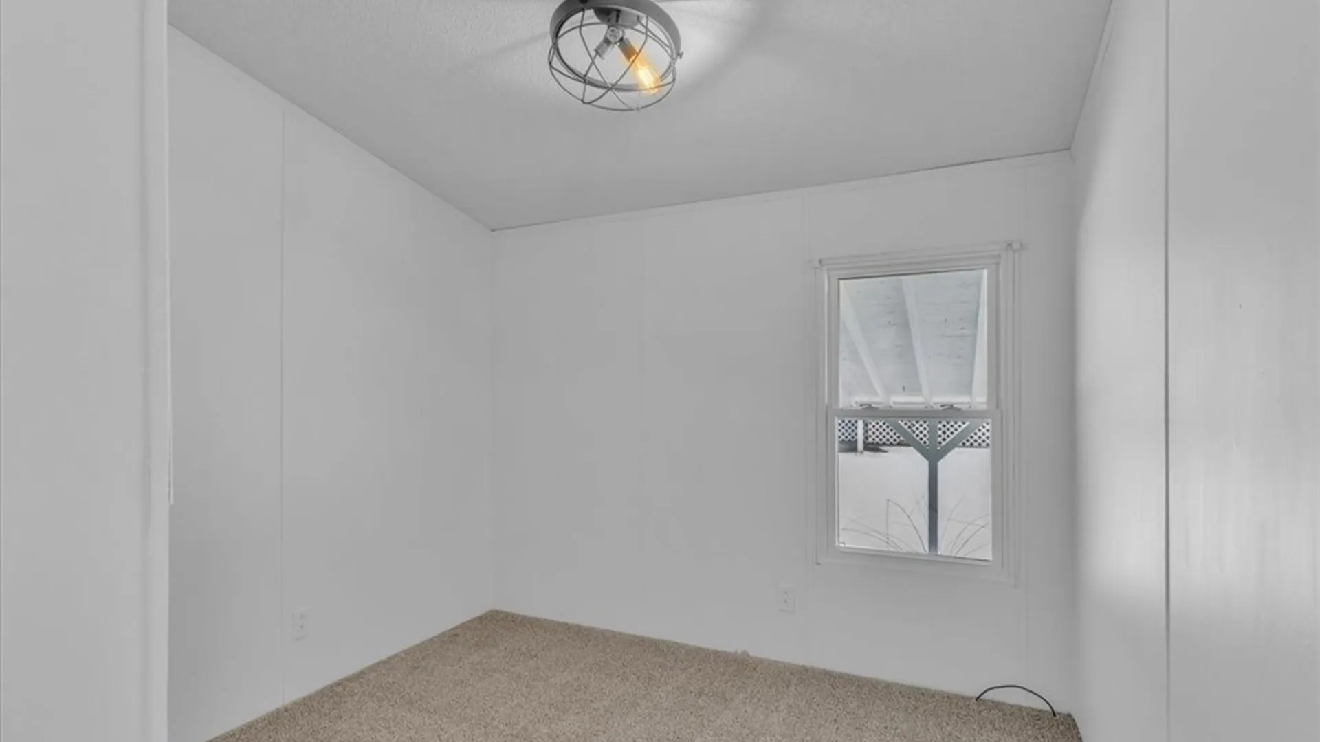 Property at 39 Green Valley Estates, Great Valley, NY 14741 18