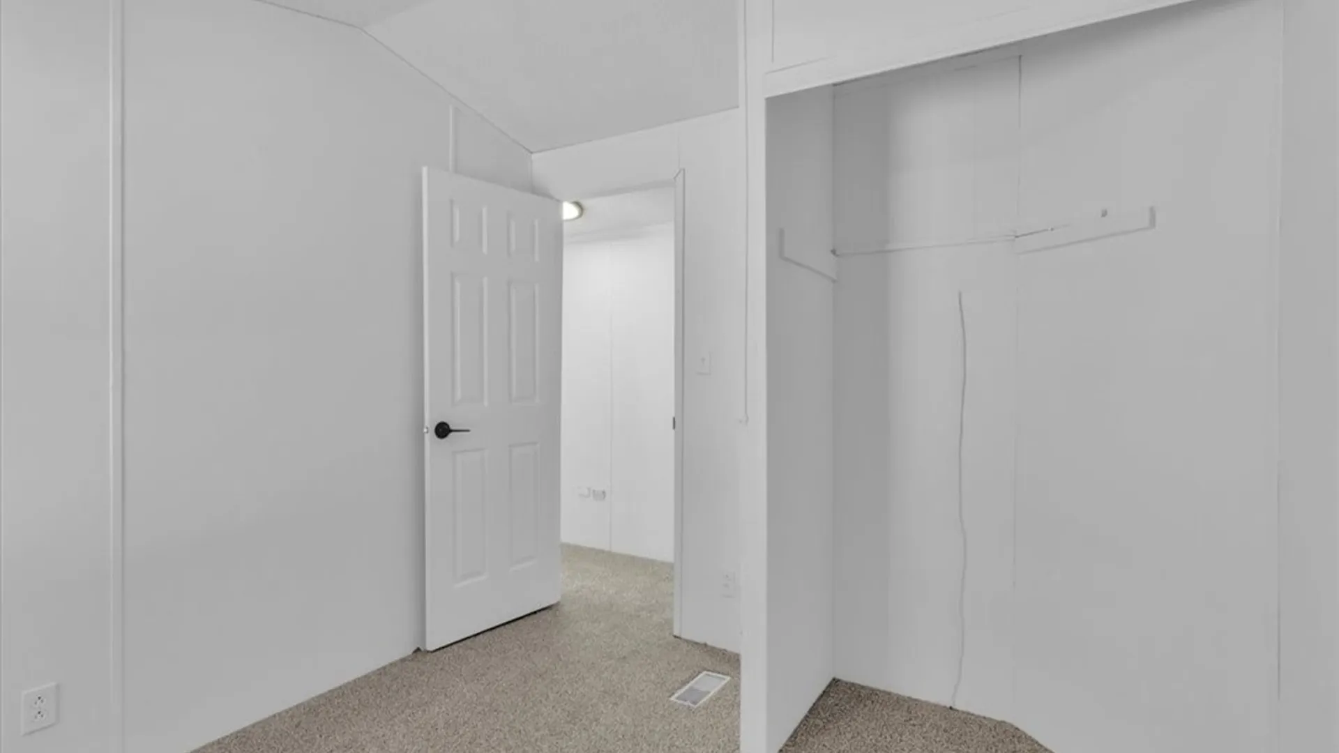 Property at 39 Green Valley Estates, Great Valley, NY 14741 19