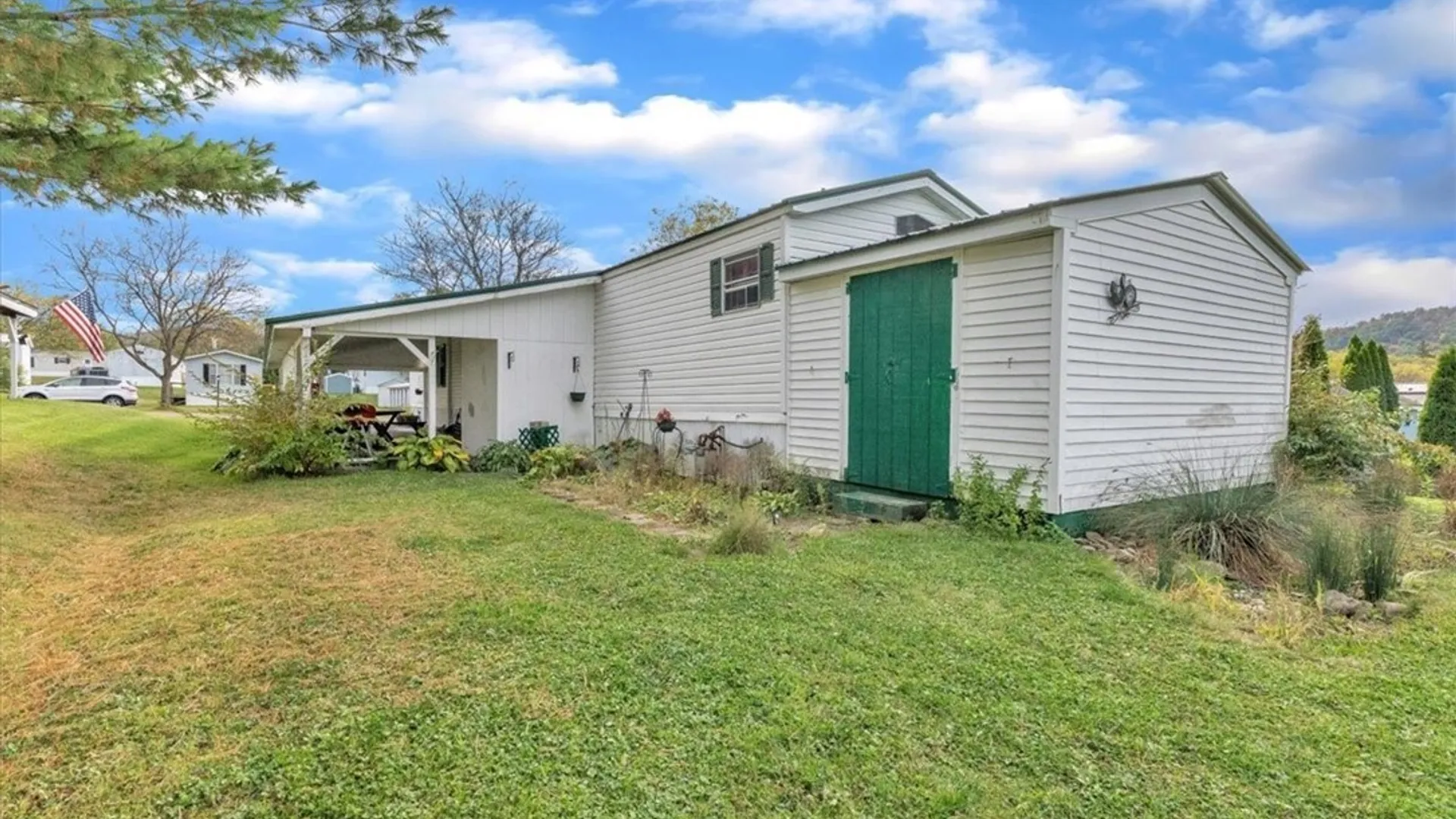 Property at 39 Green Valley Estates, Great Valley, NY 14741 2