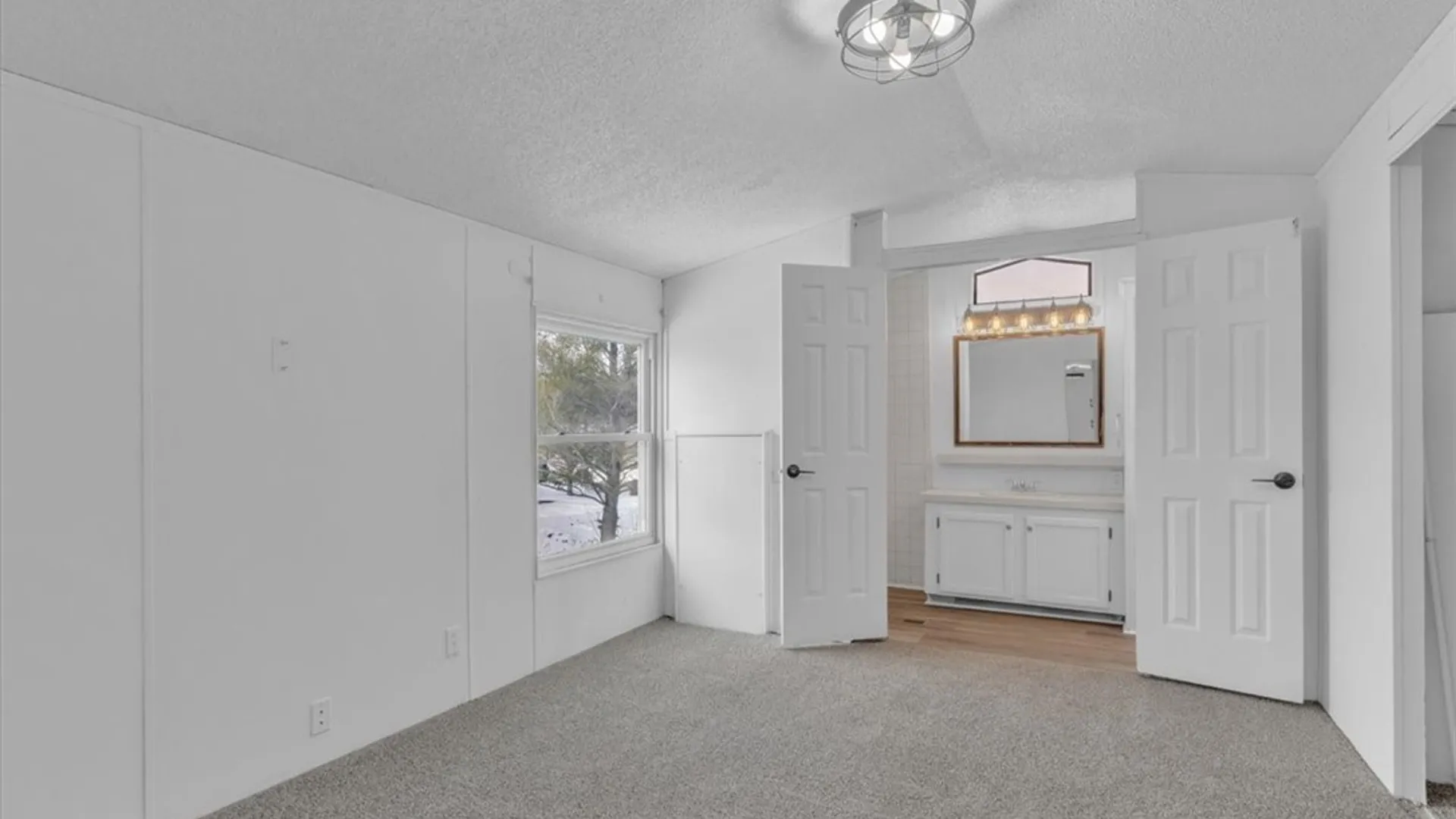 Property at 39 Green Valley Estates, Great Valley, NY 14741 9