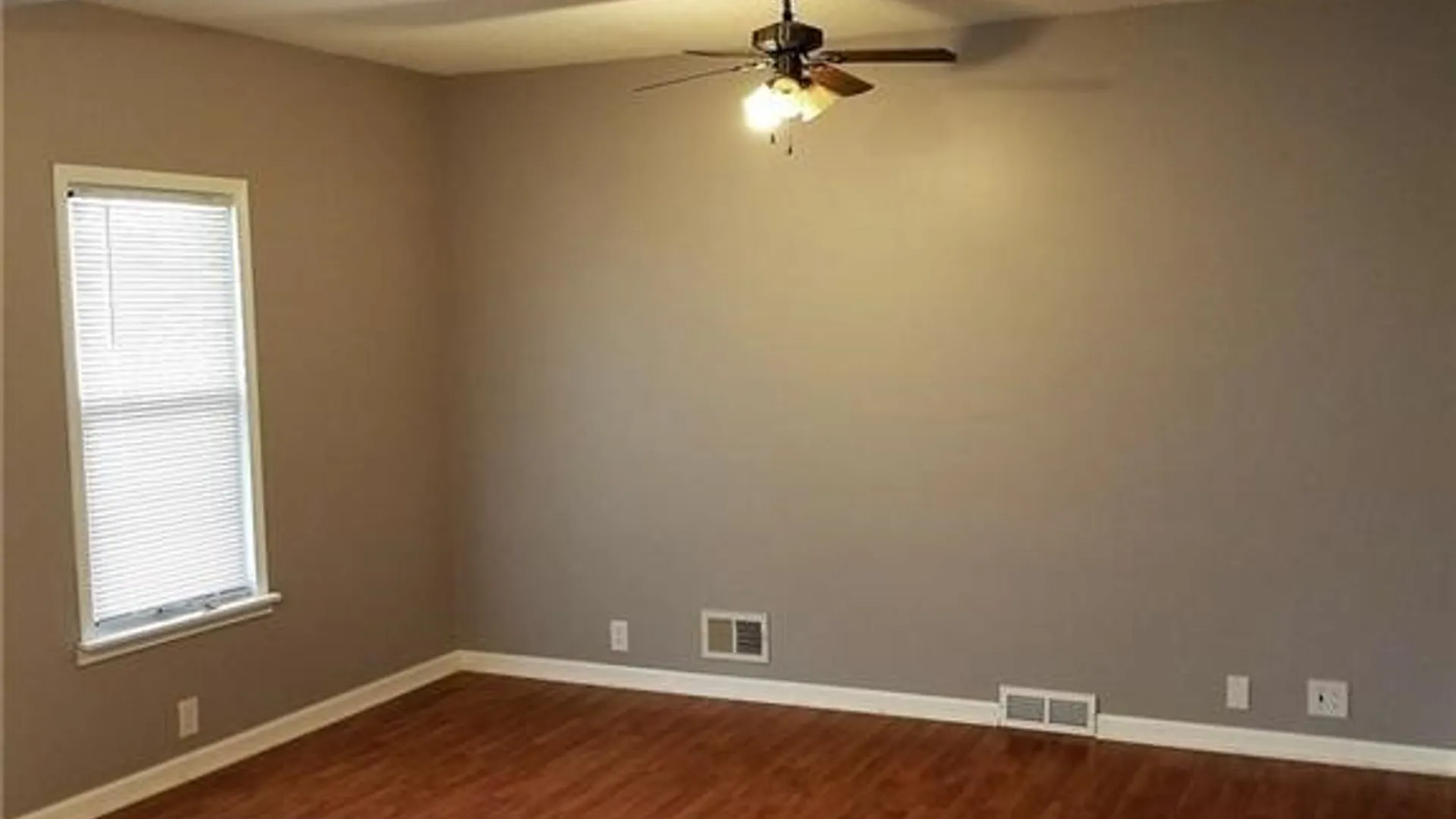Property at 2225 Falls Street, Niagara Falls, NY 14303 4