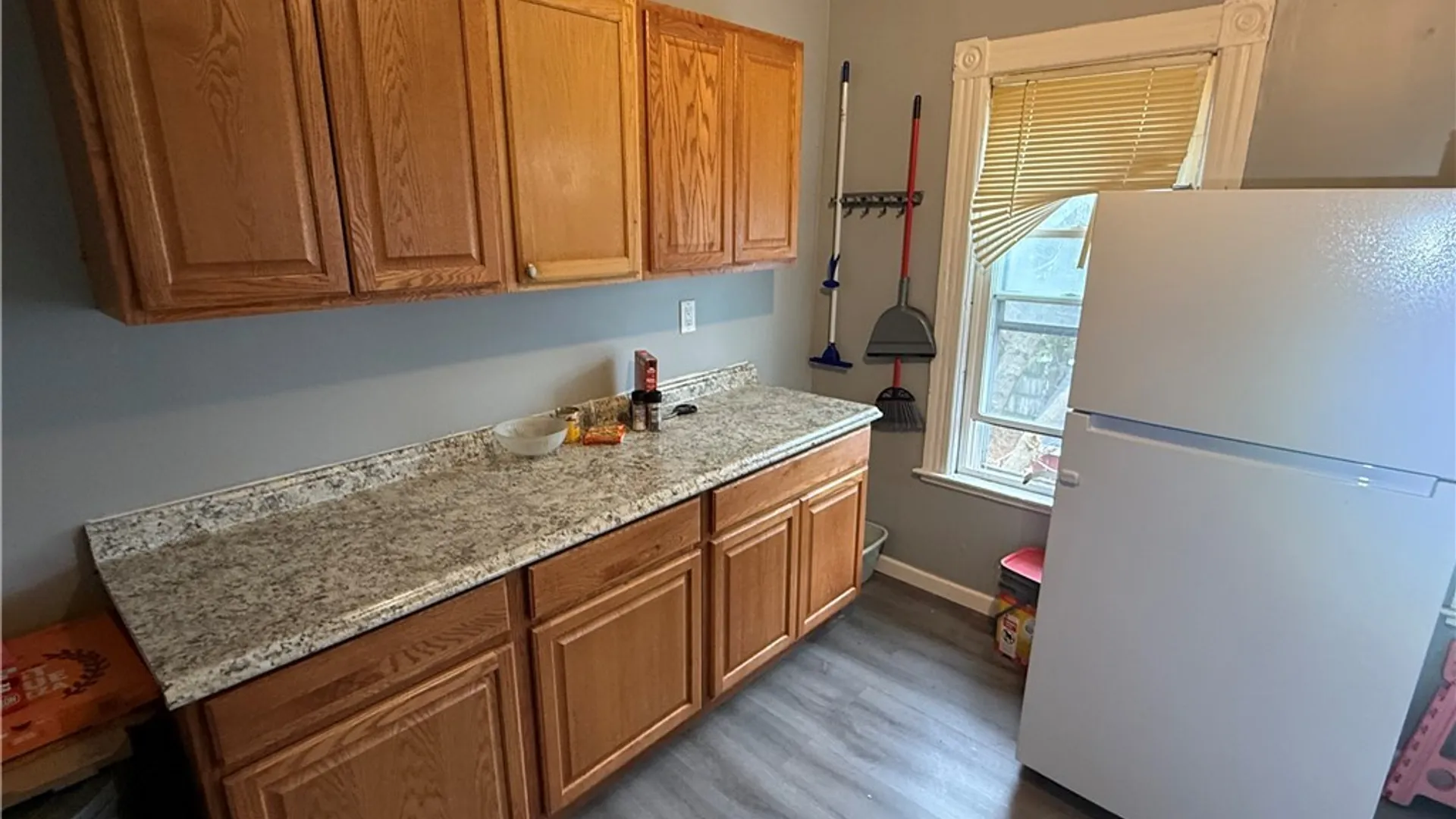 Property at 930 Brayton Park Place, Utica, NY 13502 18