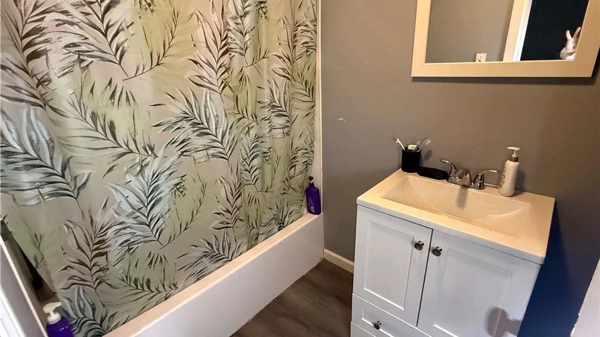 Property at 930 Brayton Park Place, Utica, NY 13502 25