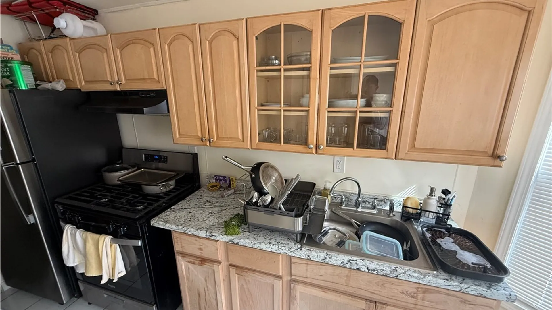 Property at 930 Brayton Park Place, Utica, NY 13502 4