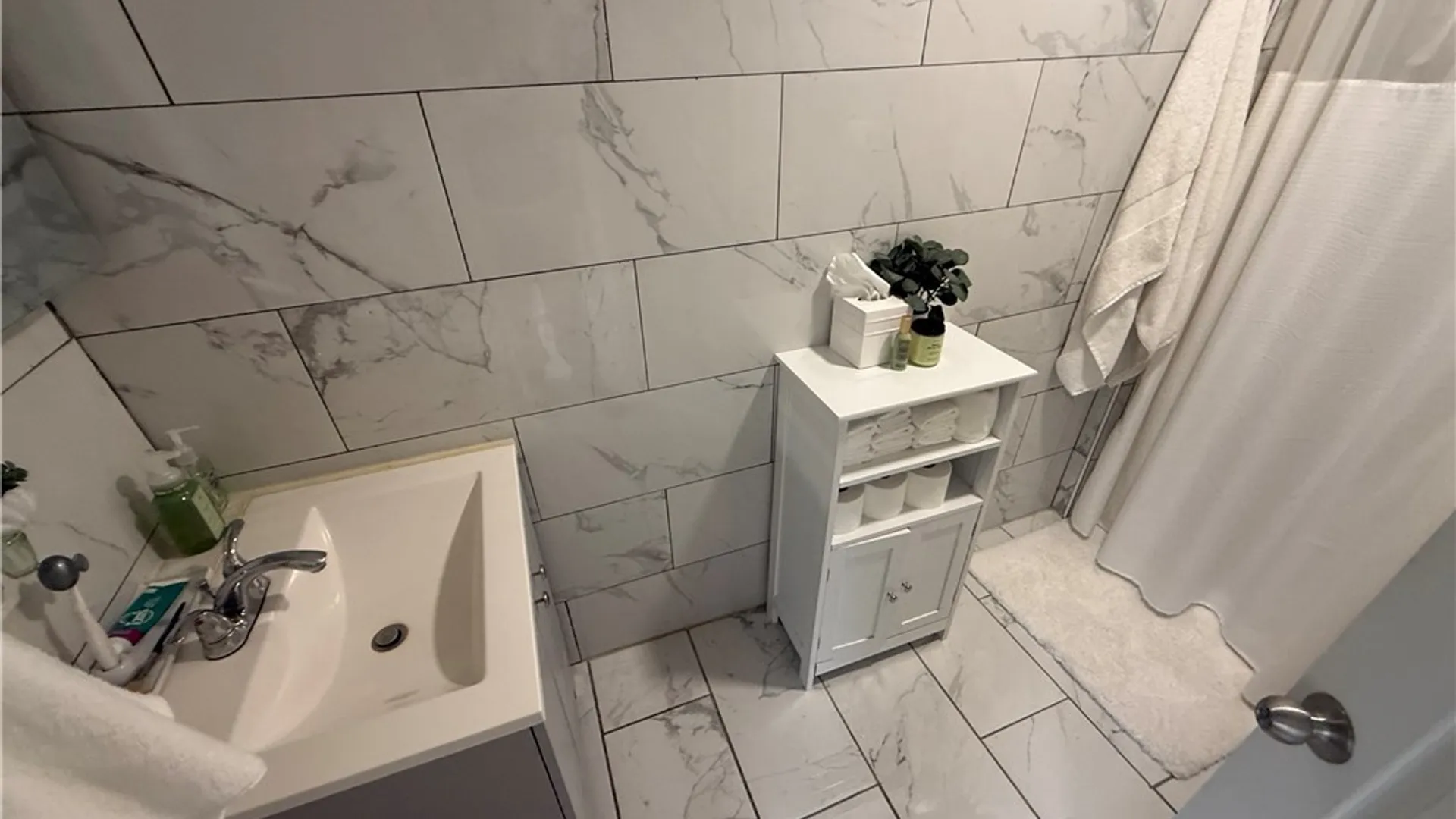 Property at 930 Brayton Park Place, Utica, NY 13502 6