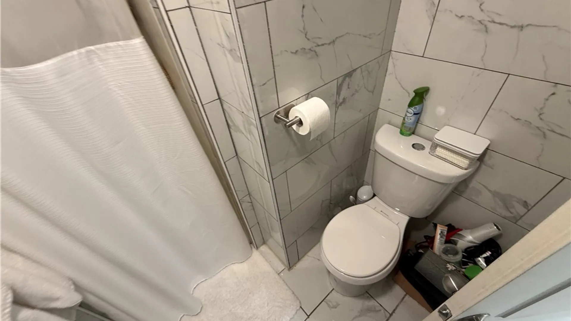 Property at 930 Brayton Park Place, Utica, NY 13502 8