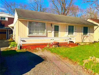 Property at 21 Tyler Court, Manlius, NY 13104