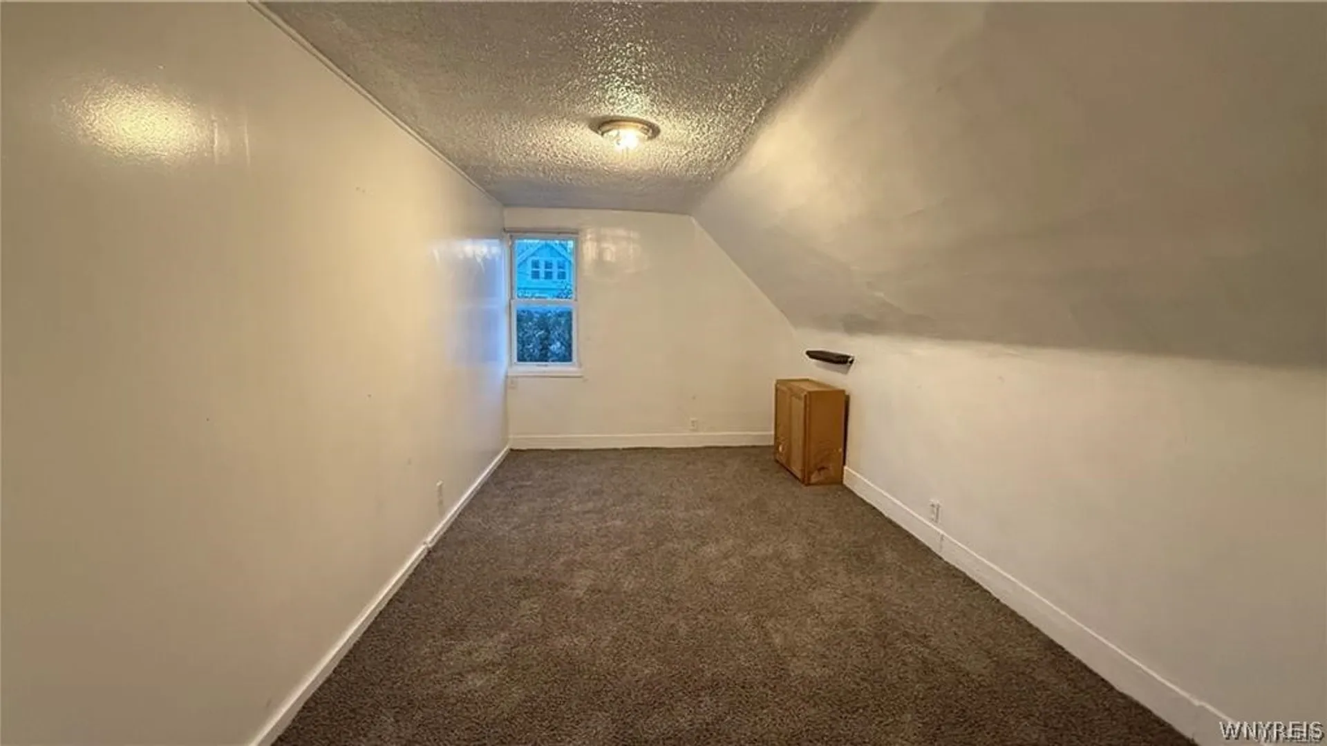 Property at 28 Dignity Circle, Buffalo, NY 14211 13