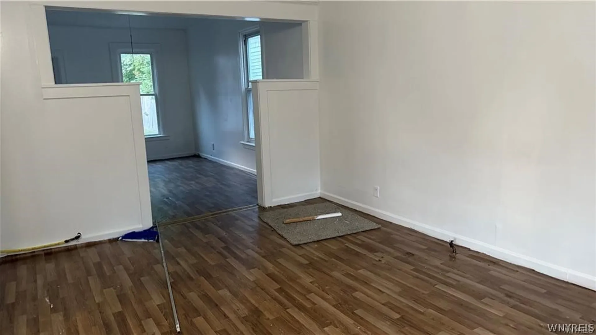 Property at 28 Dignity Circle, Buffalo, NY 14211 4