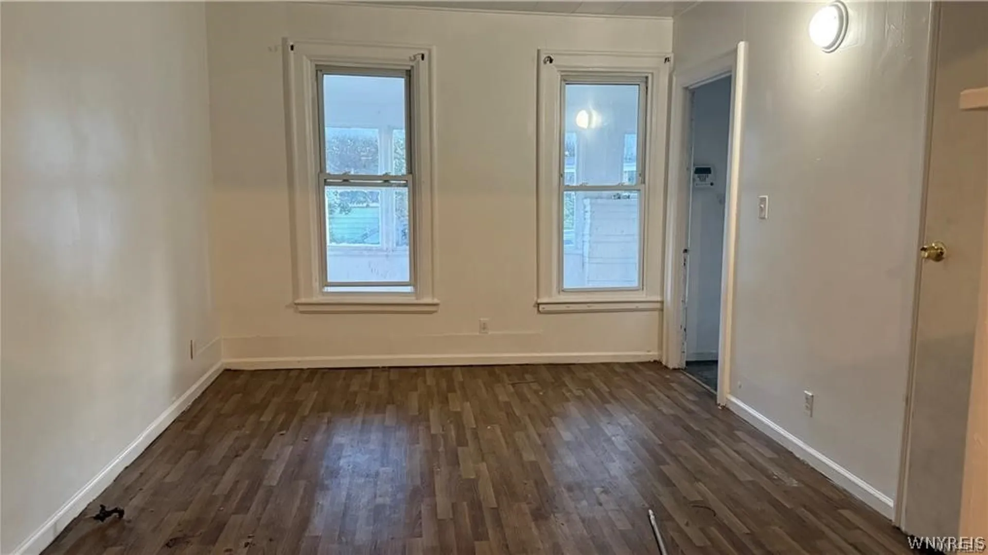 Property at 28 Dignity Circle, Buffalo, NY 14211 5