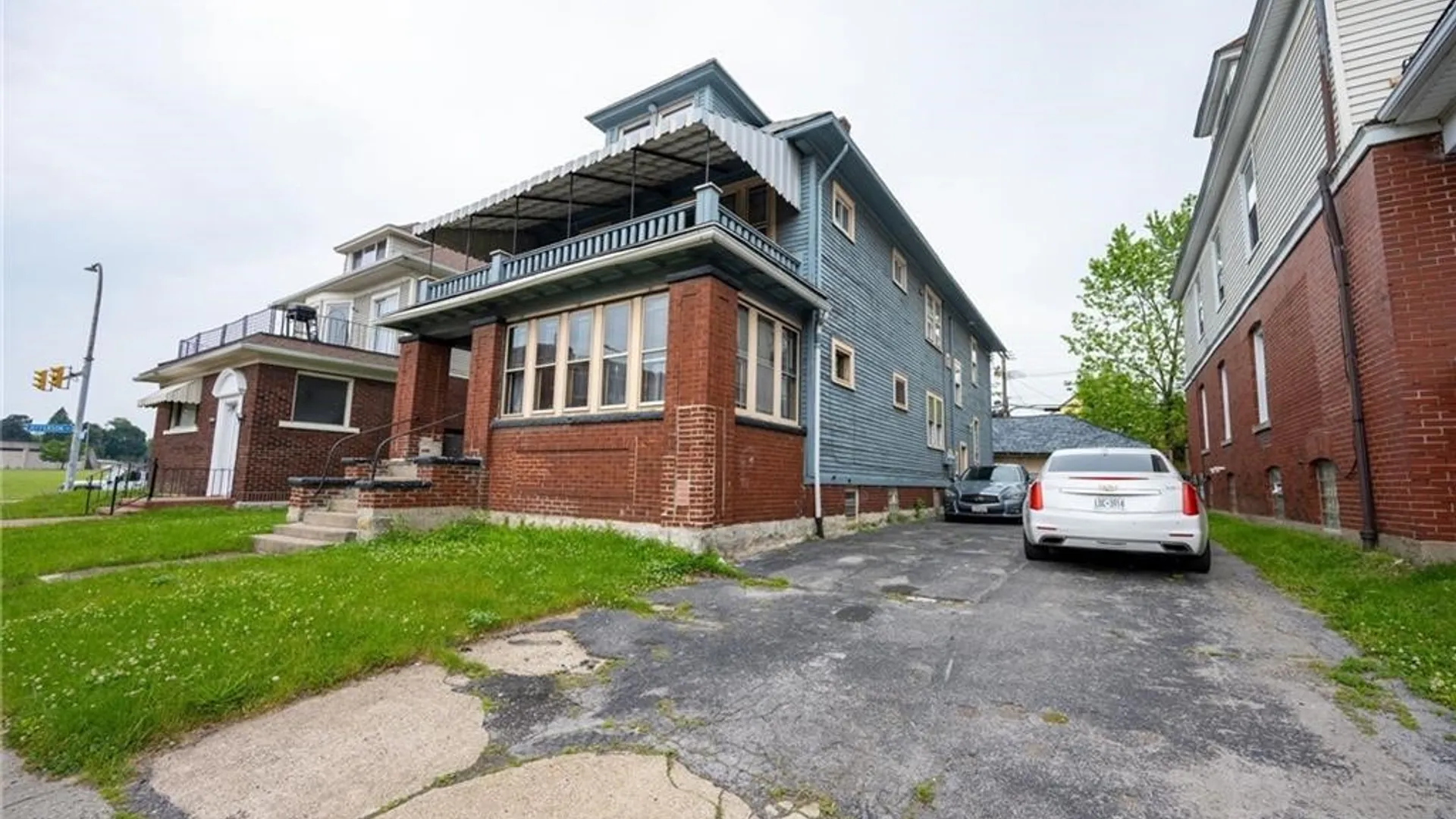 Property at 98 Delavan Avenue, Buffalo, NY 14208 17