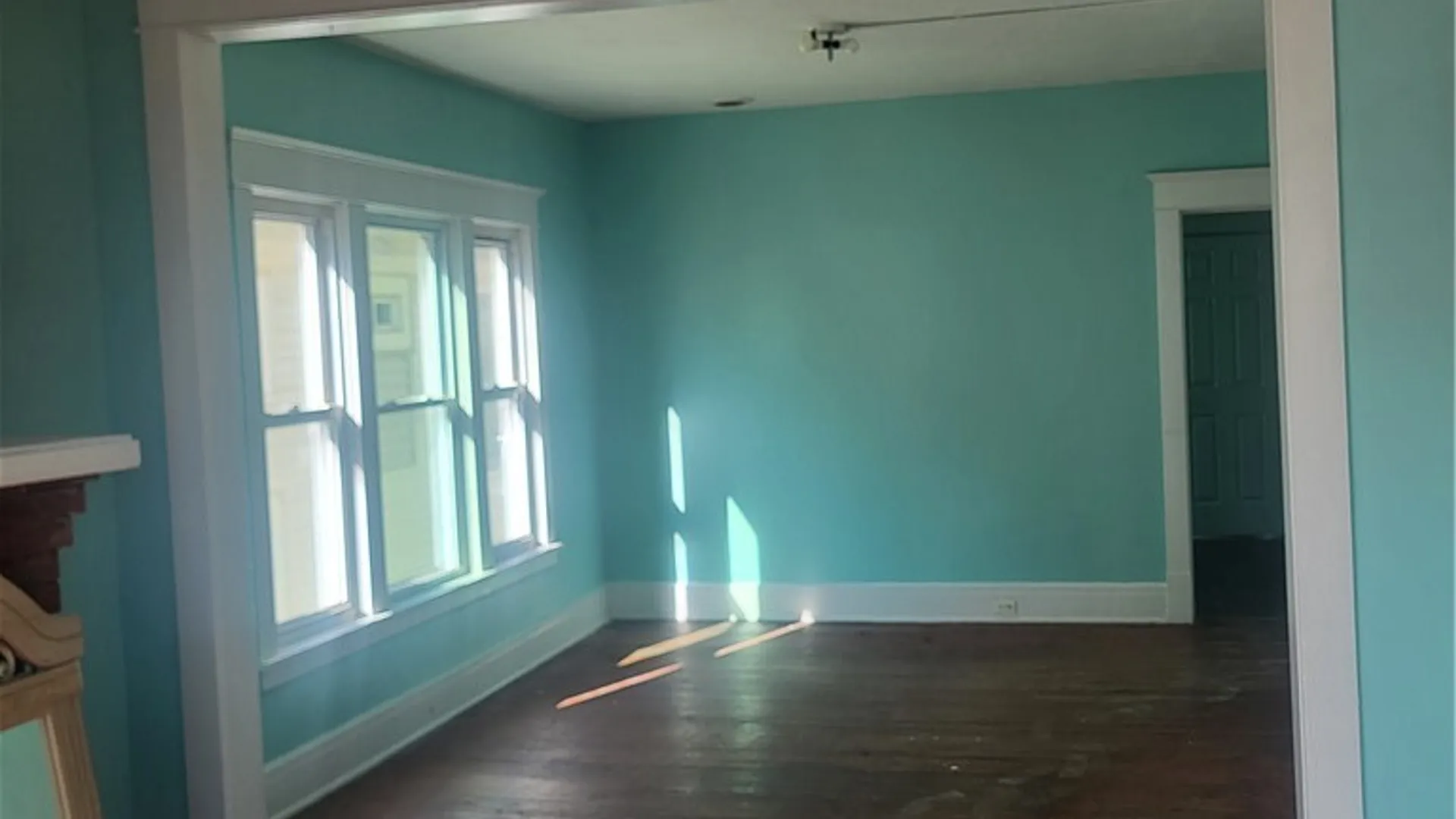 Property at 334 Delavan Avenue, Buffalo, NY 14208 25