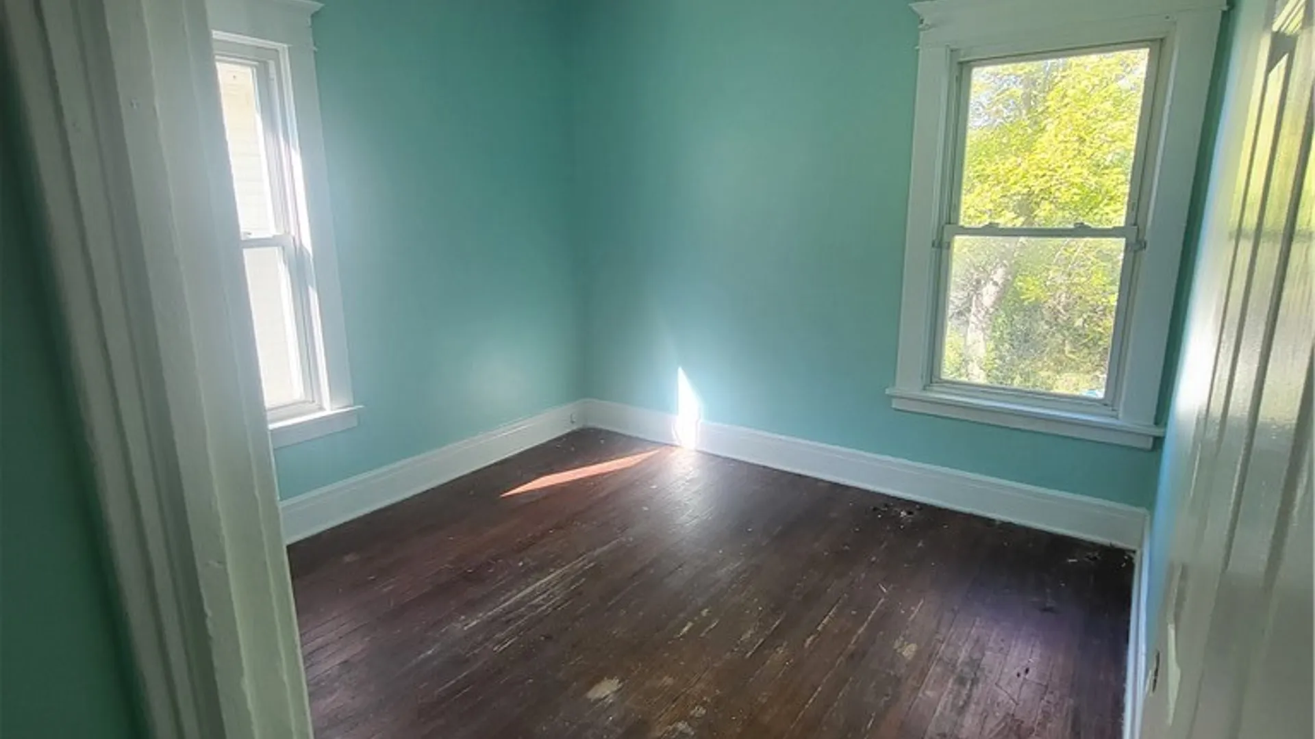 Property at 334 Delavan Avenue, Buffalo, NY 14208 27