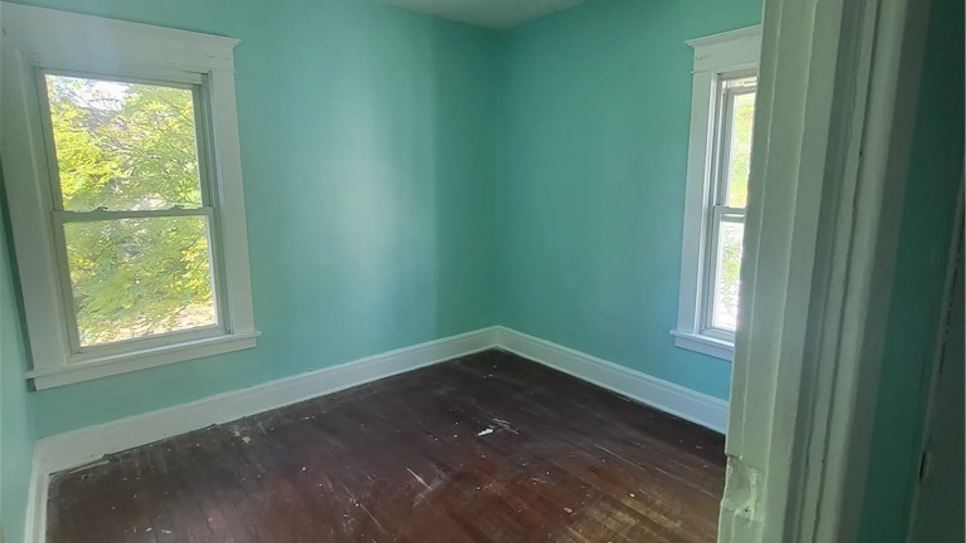 Property at 334 Delavan Avenue, Buffalo, NY 14208 30