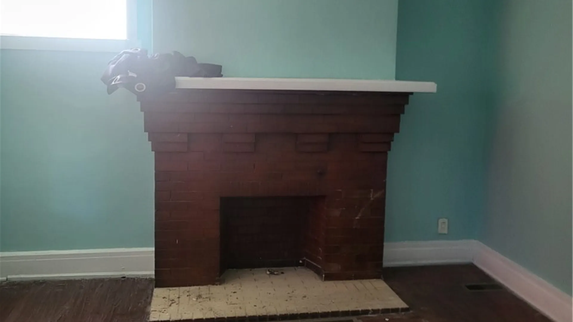 Property at 334 Delavan Avenue, Buffalo, NY 14208 4